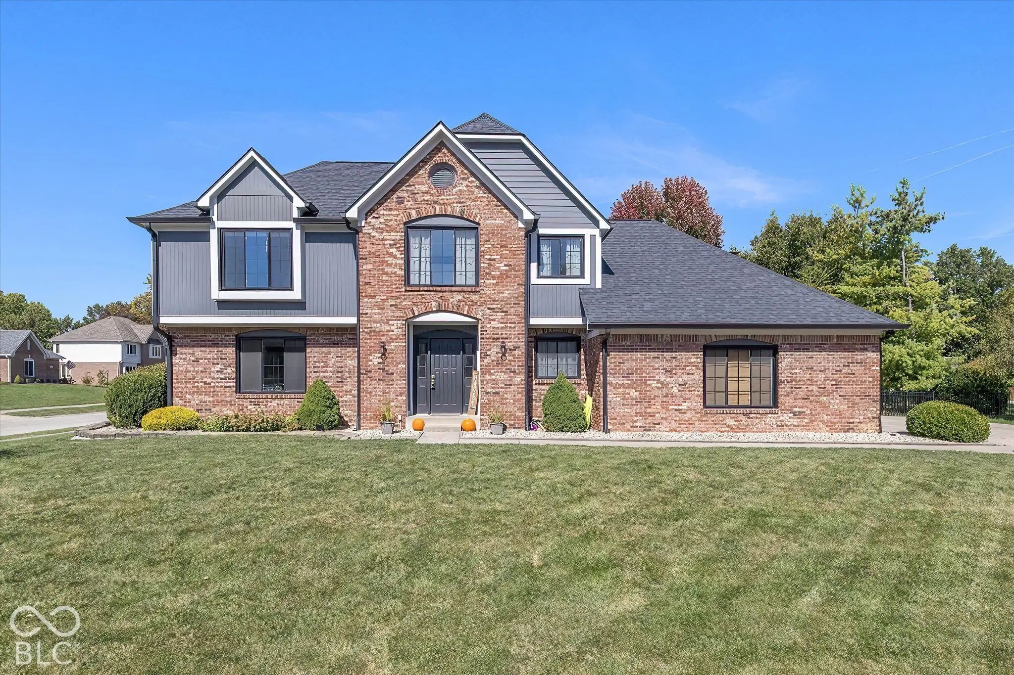 Photo of 7100 Oakview Cir Circle Noblesville, IN 46062