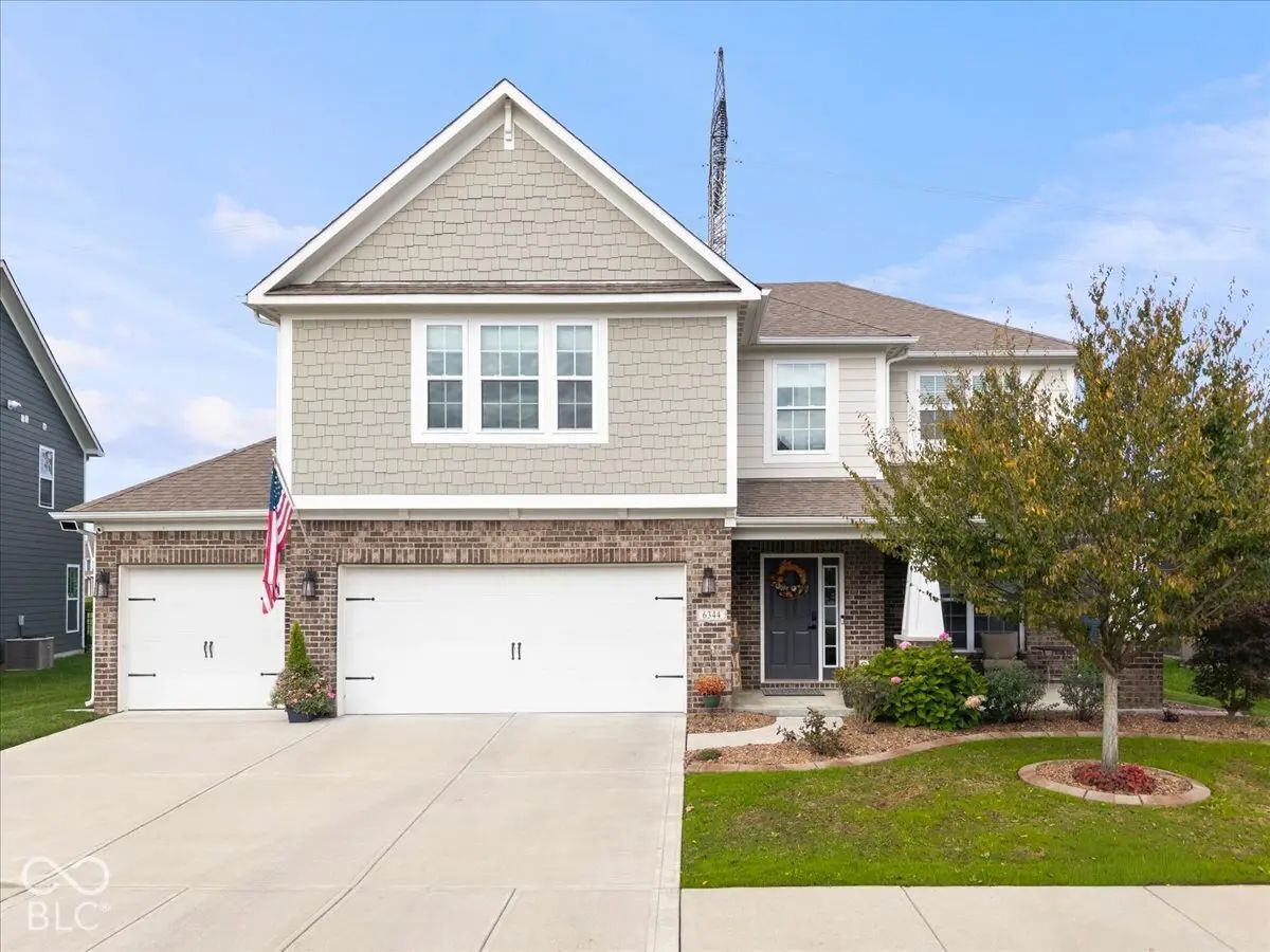 Photo of 6344 Sugar Maple Drive Zionsville, IN 46077