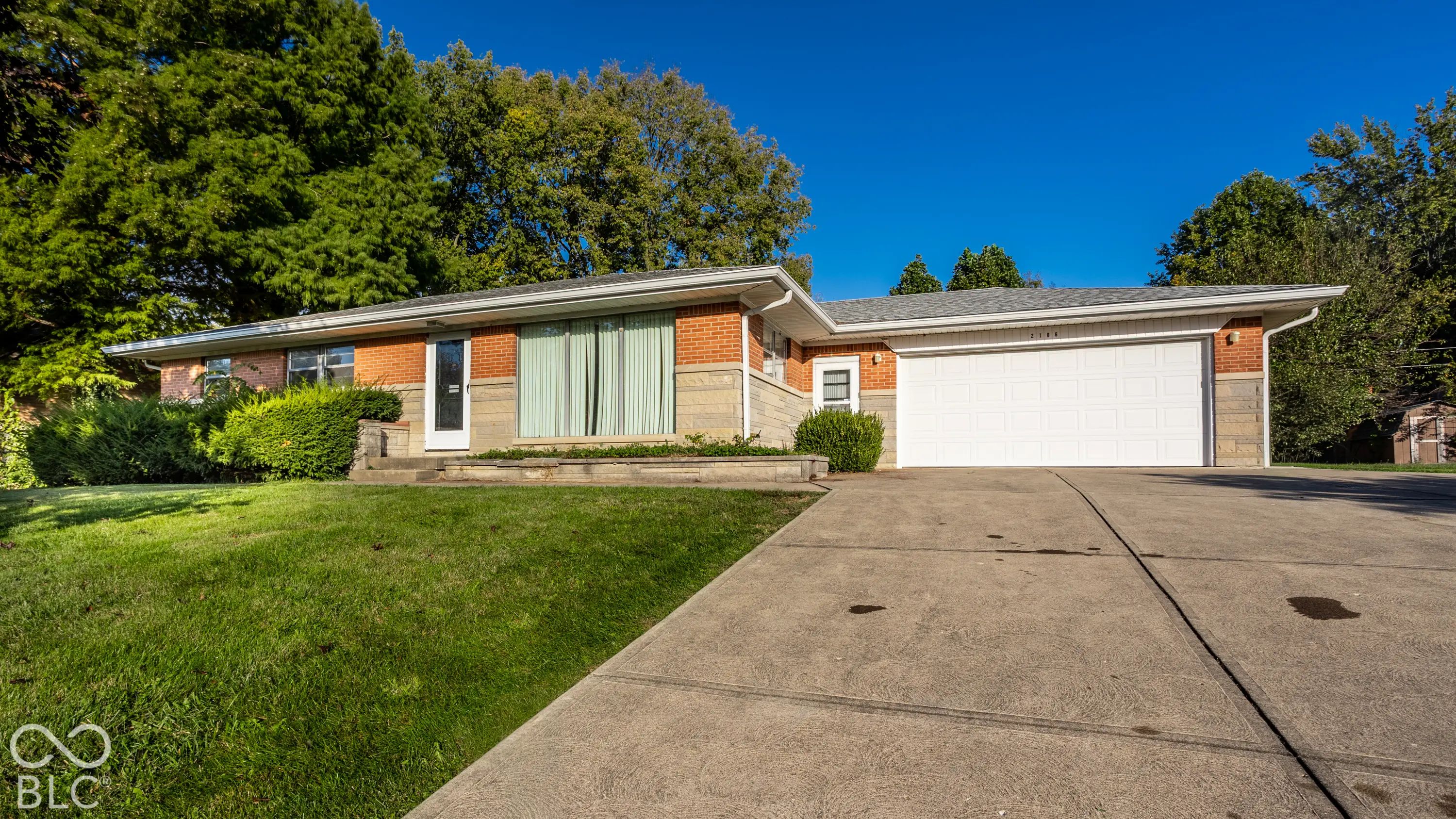 2106 Woodcrest Road, Indianapolis