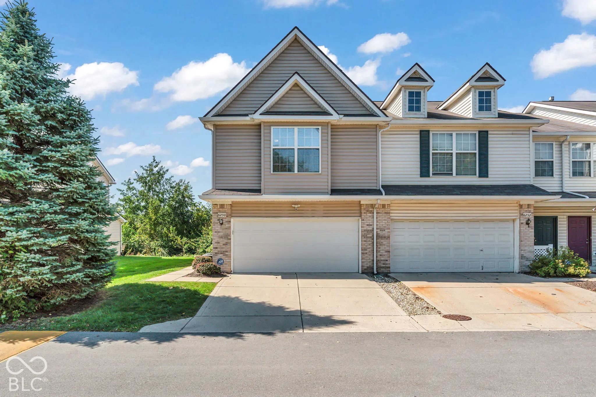 6250 Bishops Pond Lane, Indianapolis