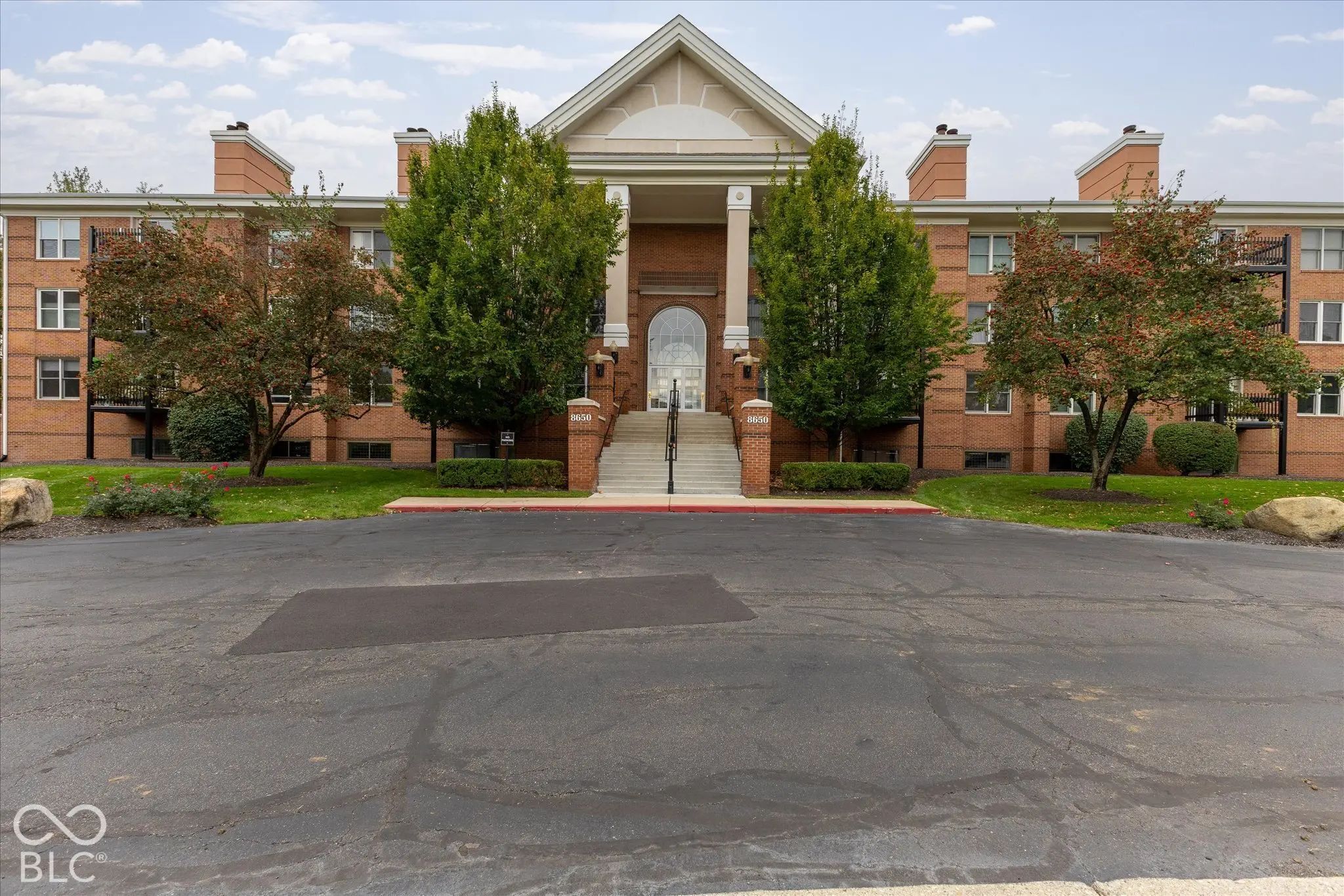 Photo of 8650 Jaffa Court West Drive 33 Indianapolis, IN 46260