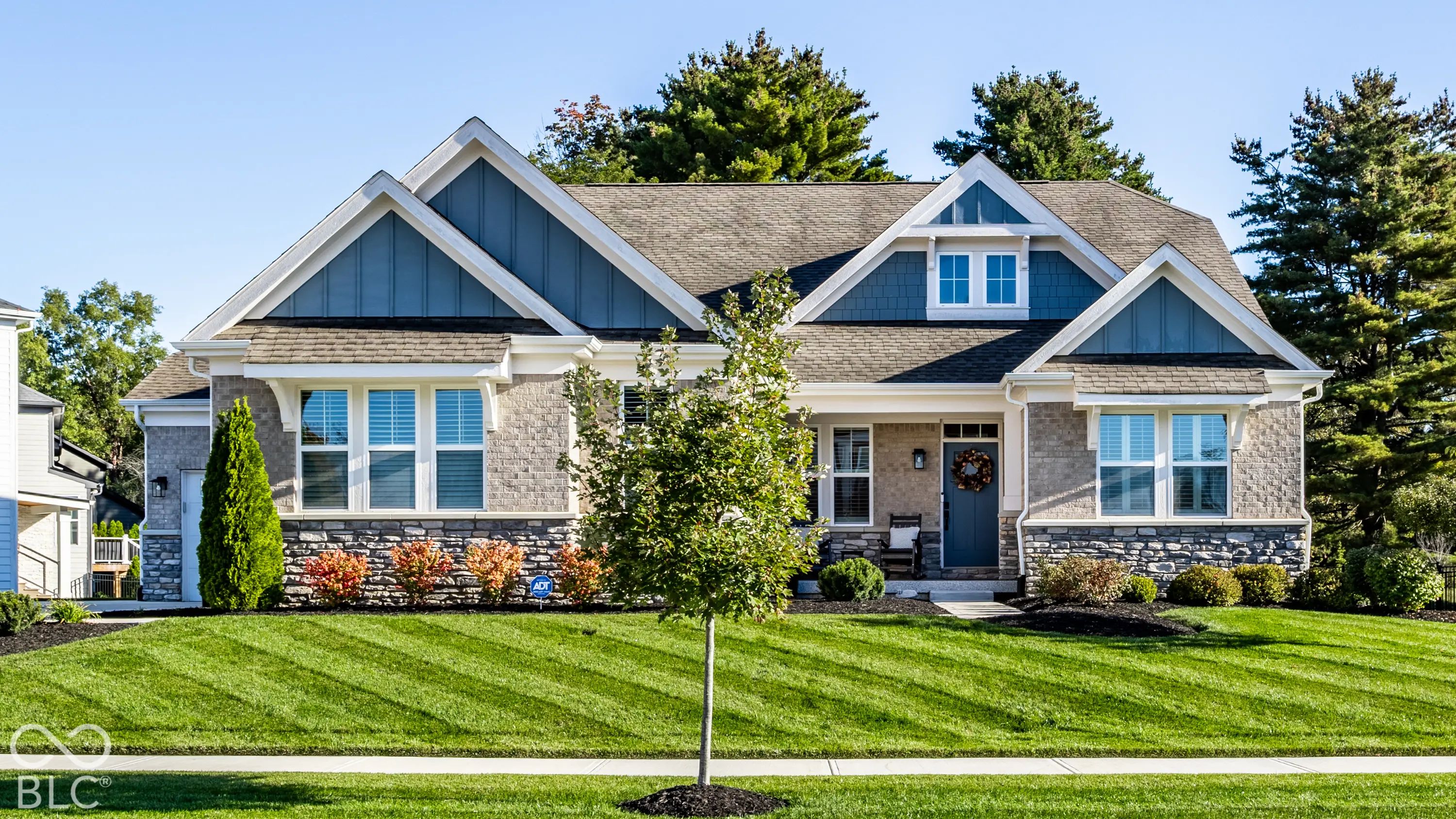 Photo of 5419 Pembridge Lane Zionsville, IN 46077
