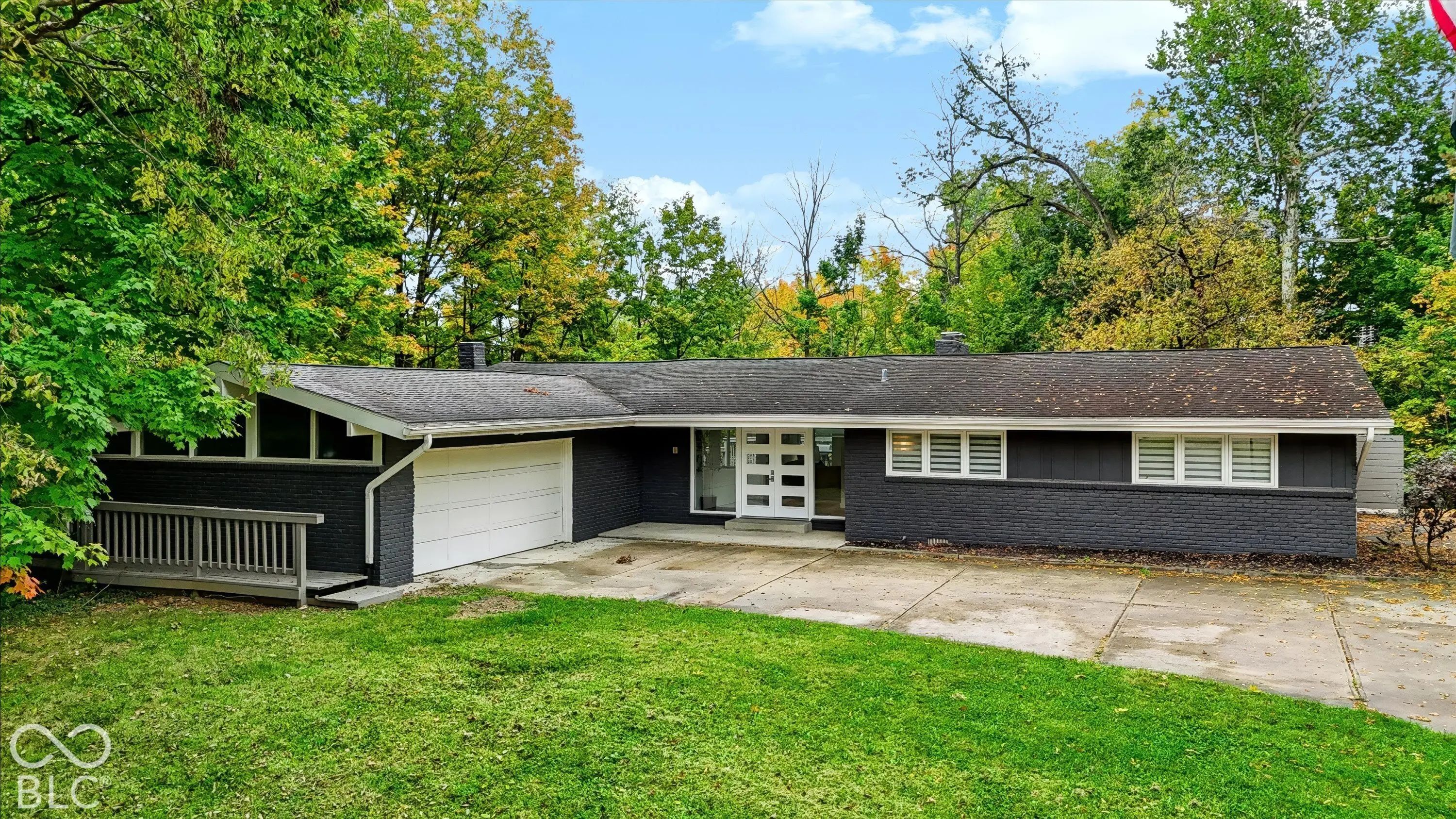 Photo of 145 Bexhill Drive Carmel, IN 46032