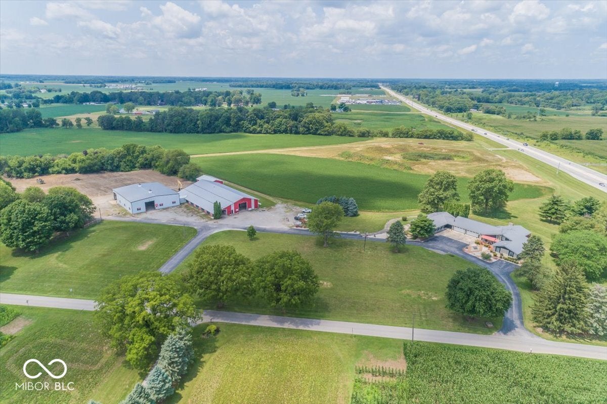 Photo of 9001 S County Road 700 W Daleville, IN 47334