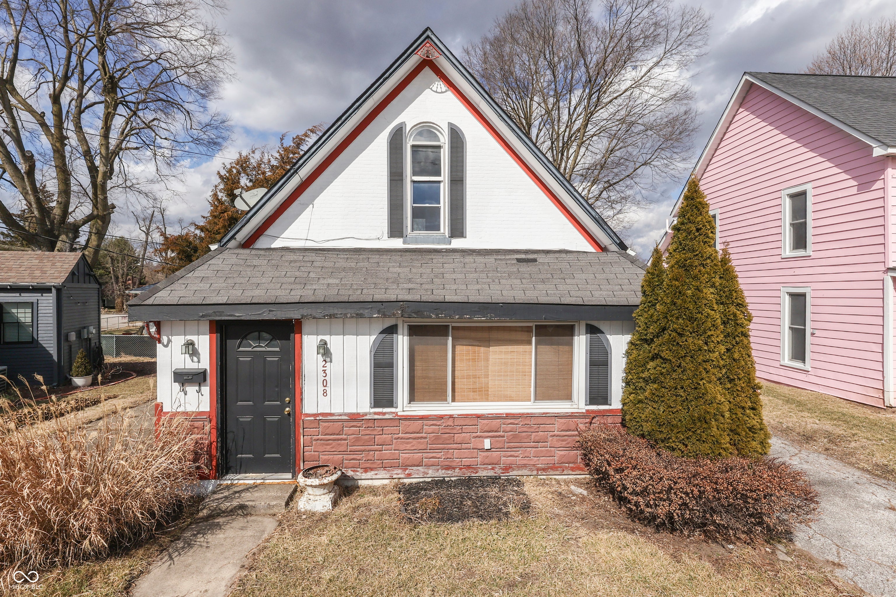 2308 E Southport Road, Indianapolis