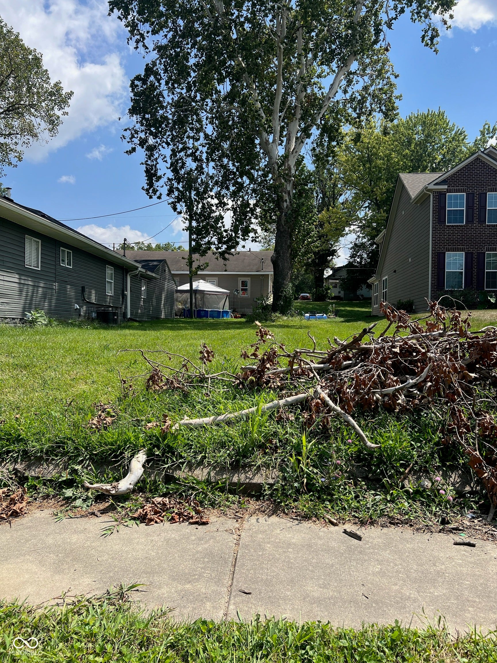 1963 Hillside Avenue, Indianapolis