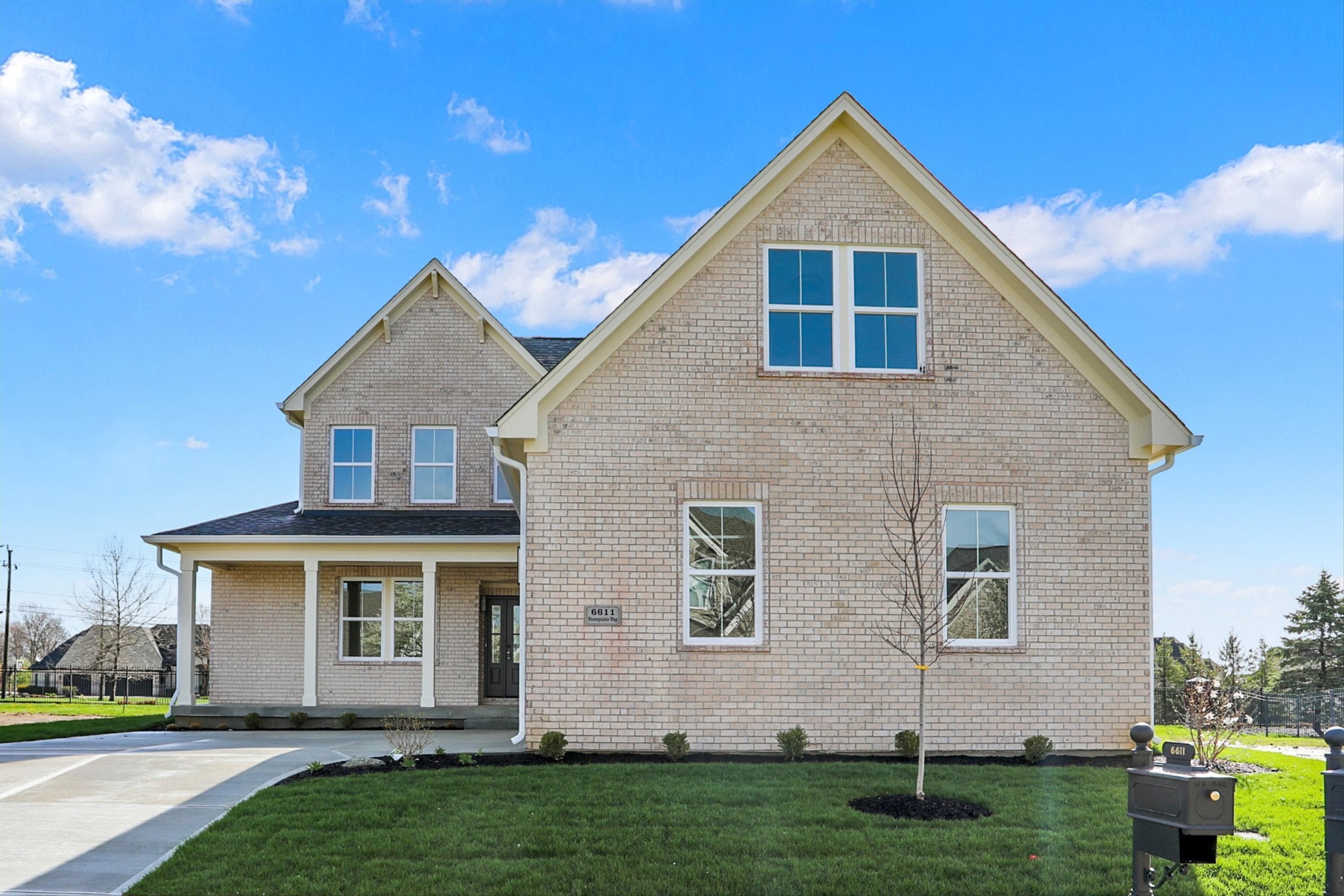 Photo of 6611 Stonepointe Way Indianapolis, IN 46237