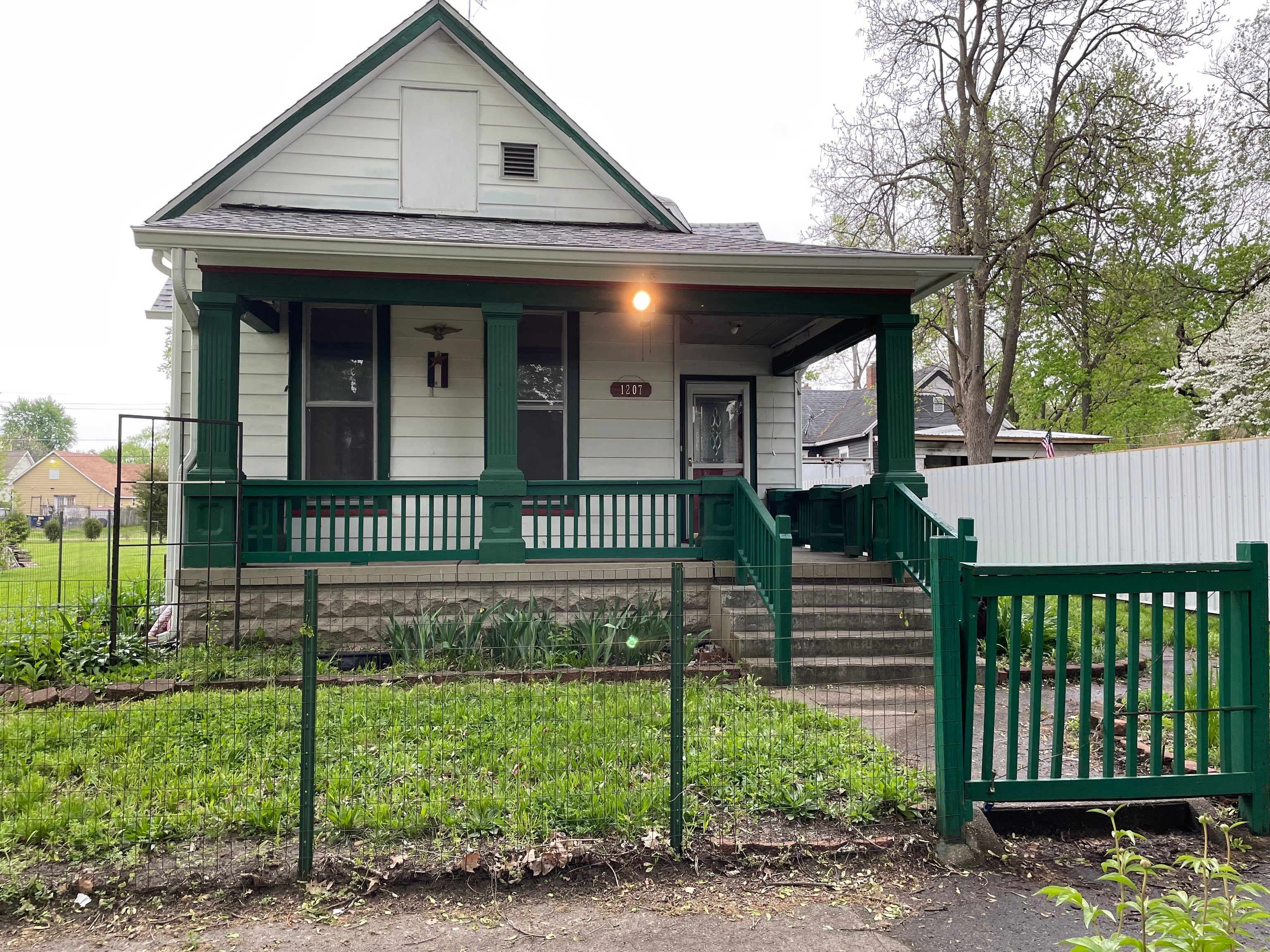 1207 N 9th Street, Terre Haute