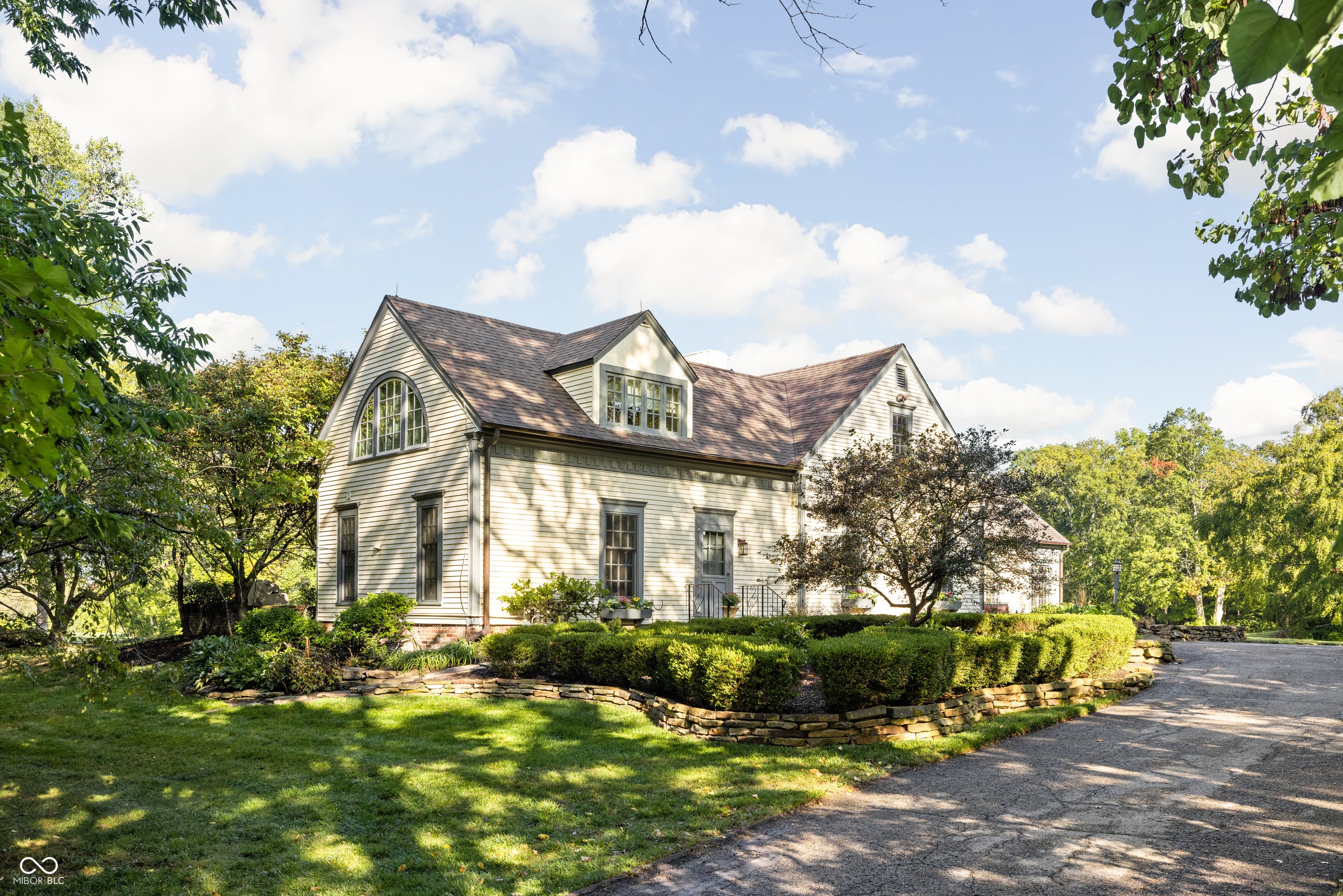 6360 W 96th Street, Zionsville