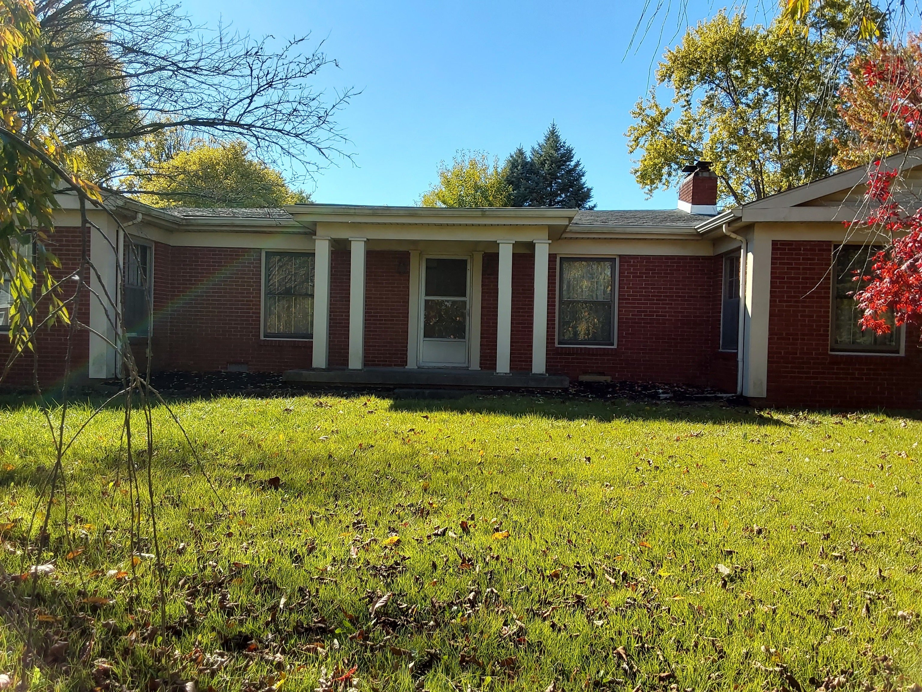 6090 Pine Hill Drive, Indianapolis