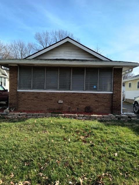 Photo of 947 N Bradley Avenue Indianapolis, IN 46201