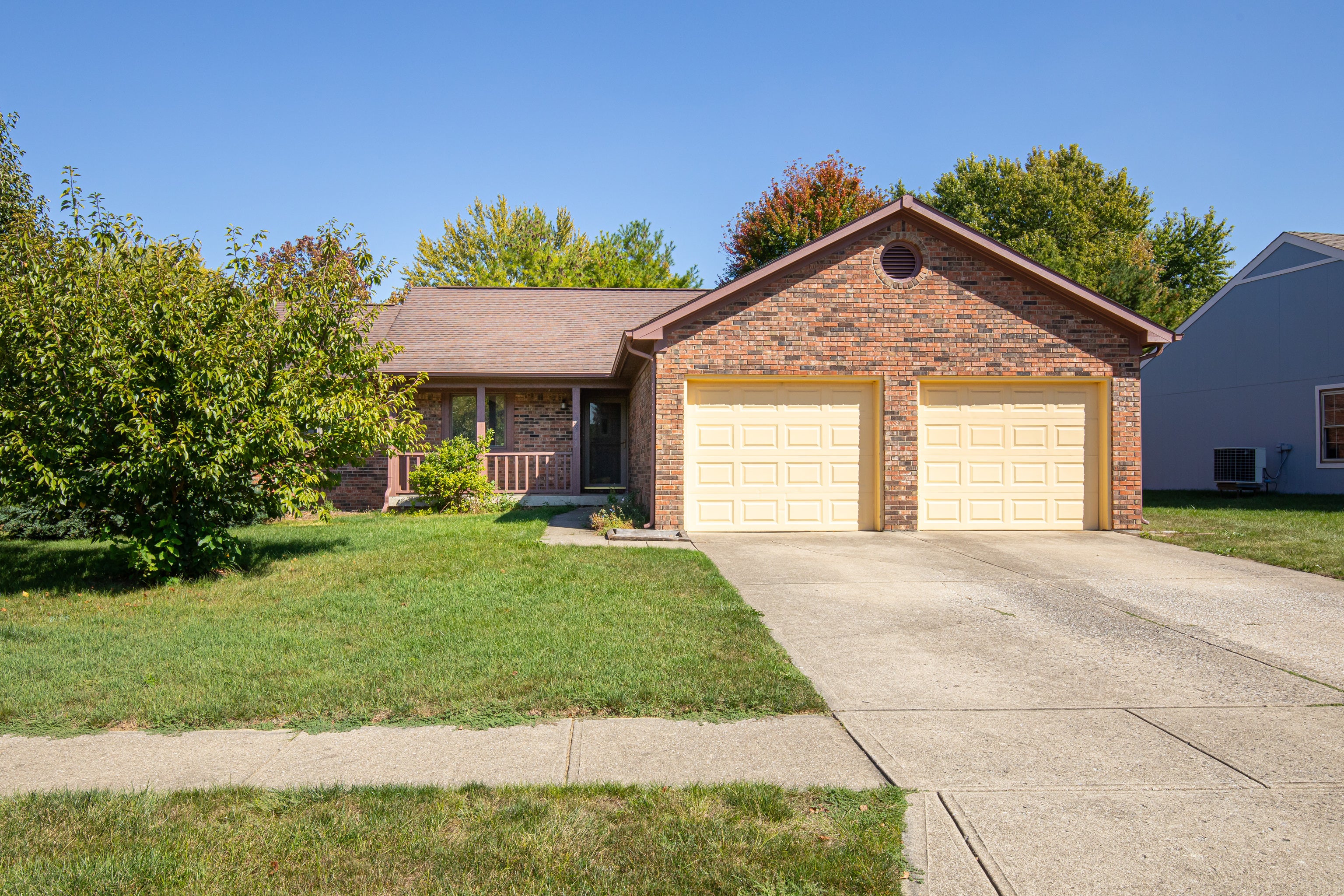 Photo of 8811 Country Walk Drive Indianapolis, IN 46227