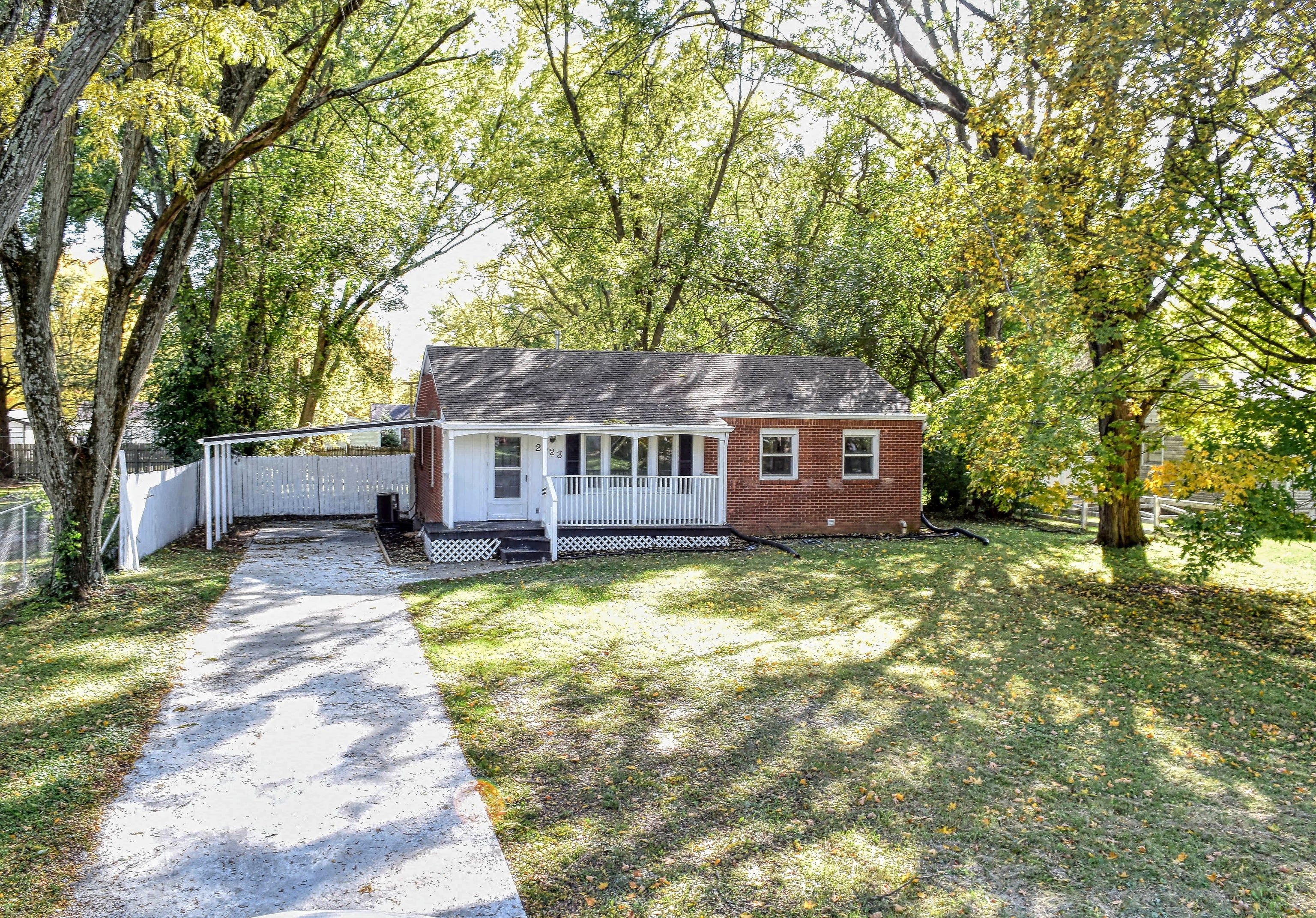 Photo of 2023 W Coil Street Indianapolis, IN 46260