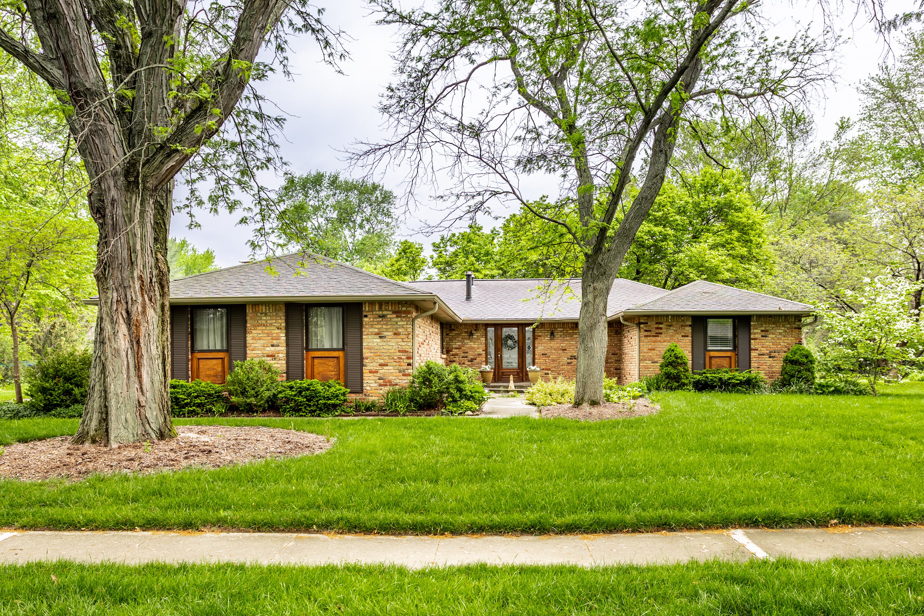 Photo of 1252 Darby Lane Indianapolis, IN 46260