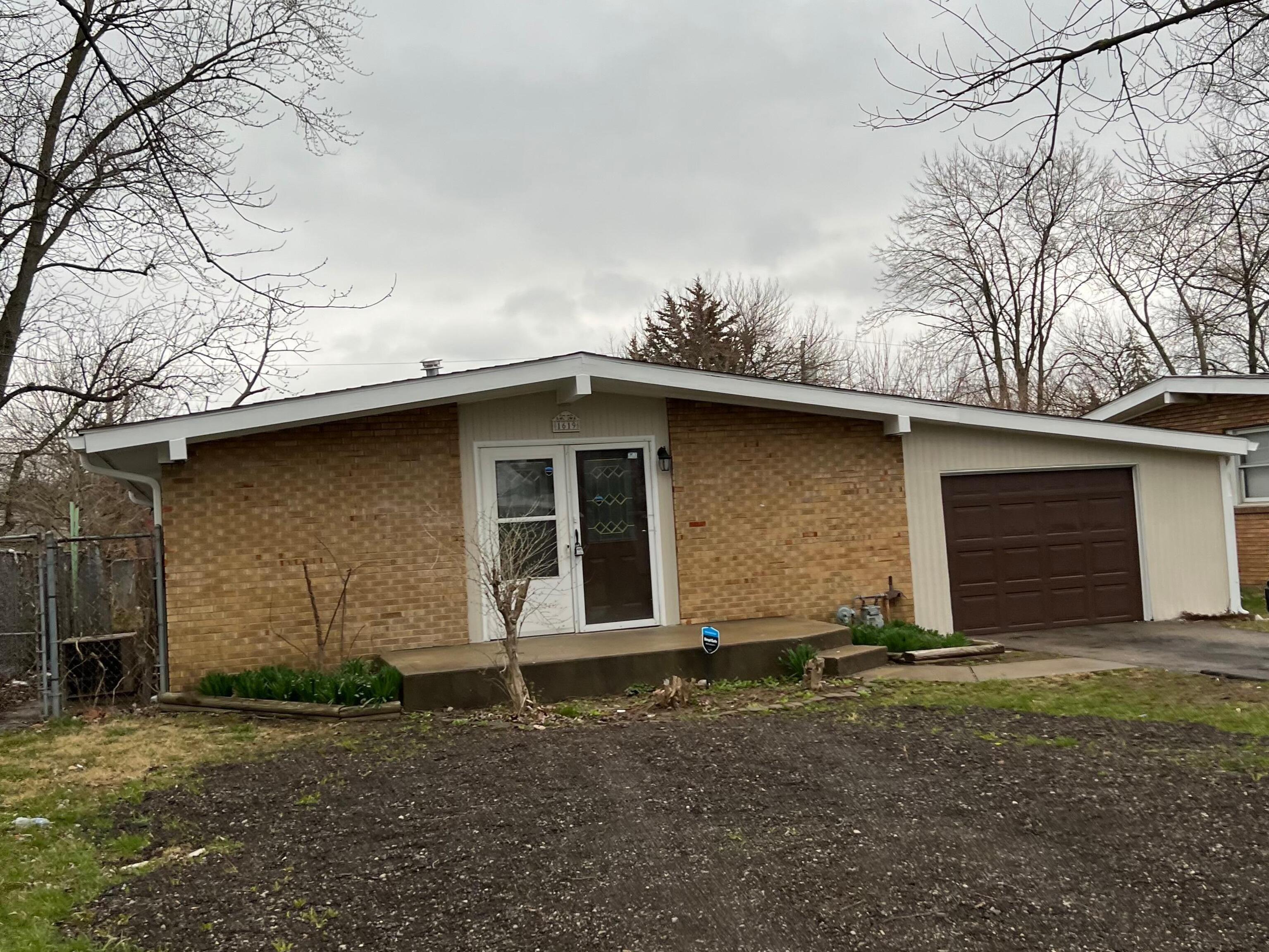 Photo of 1619 Elmhurst Drive Indianapolis, IN 46219