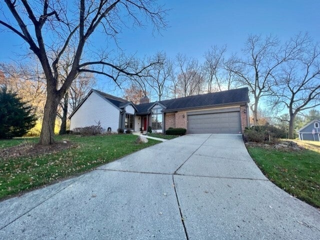 5329 Hawks Point Road, Indianapolis