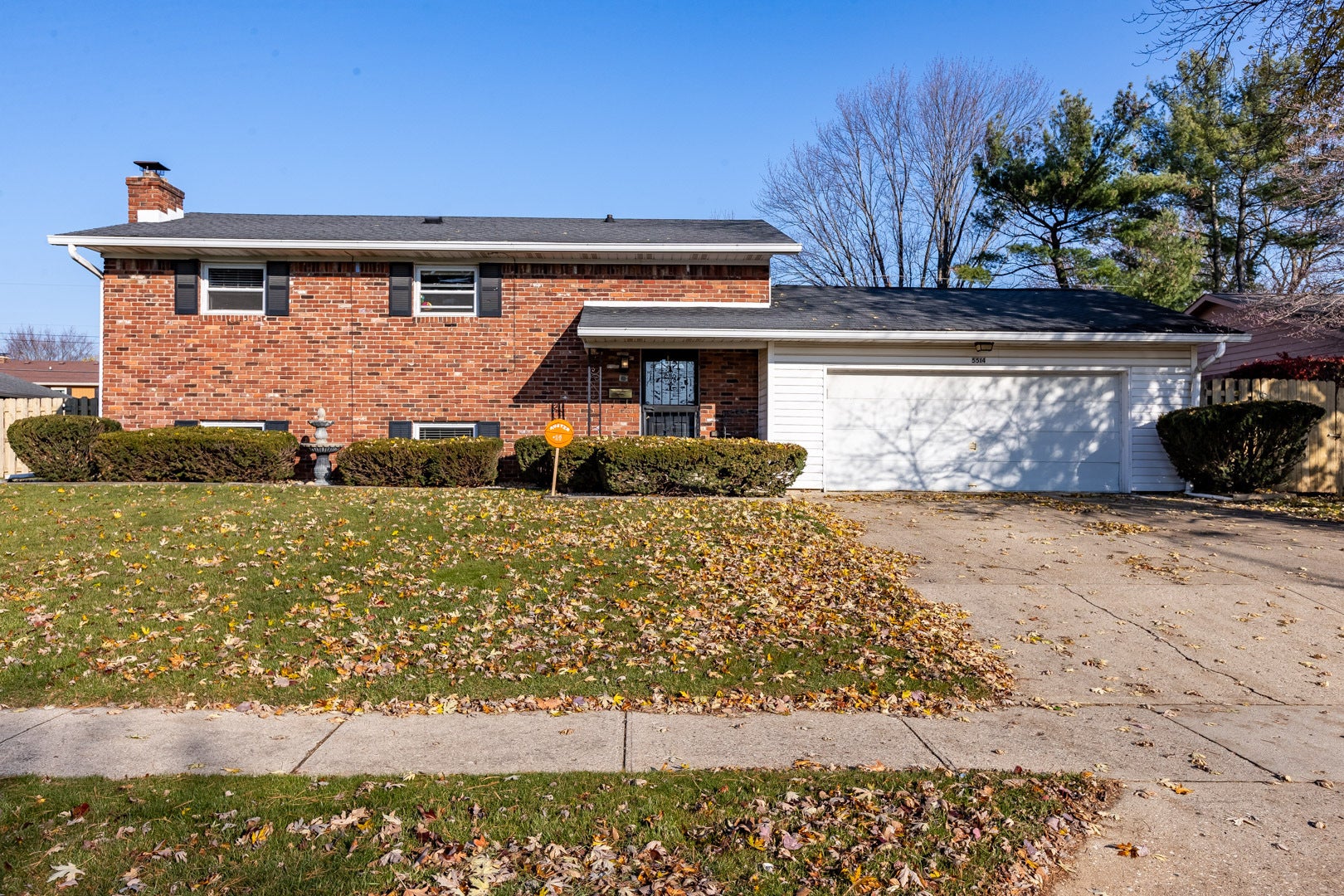 5514 Hollister Drive, Indianapolis