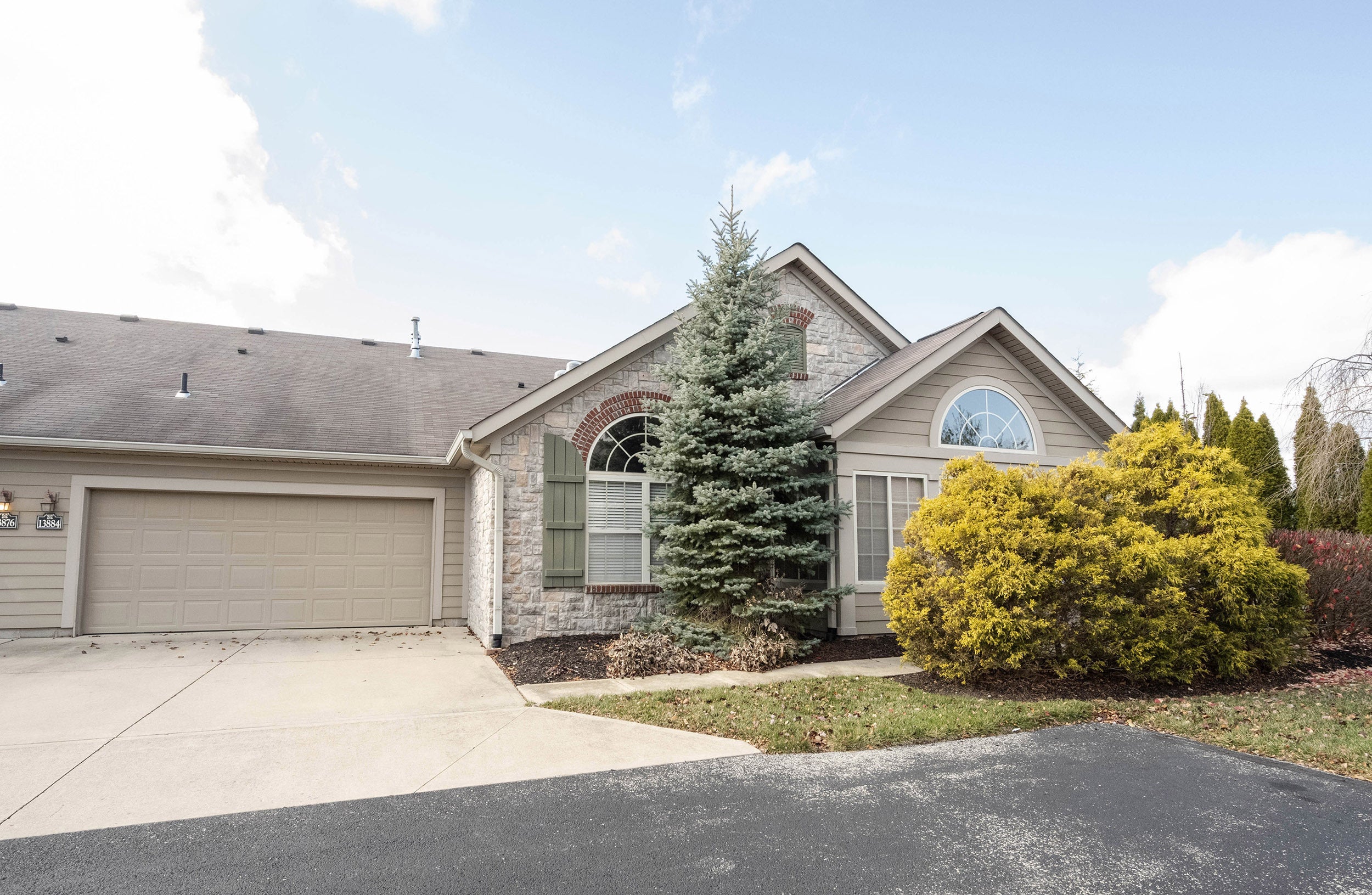 Photo of 13884 Rue Royale Lane McCordsville, IN 46055