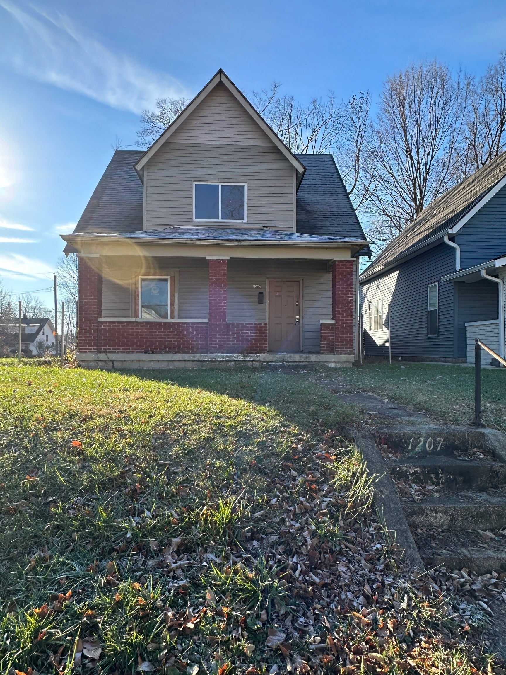 Photo of 1207 W 35th Street Indianapolis, IN 46208
