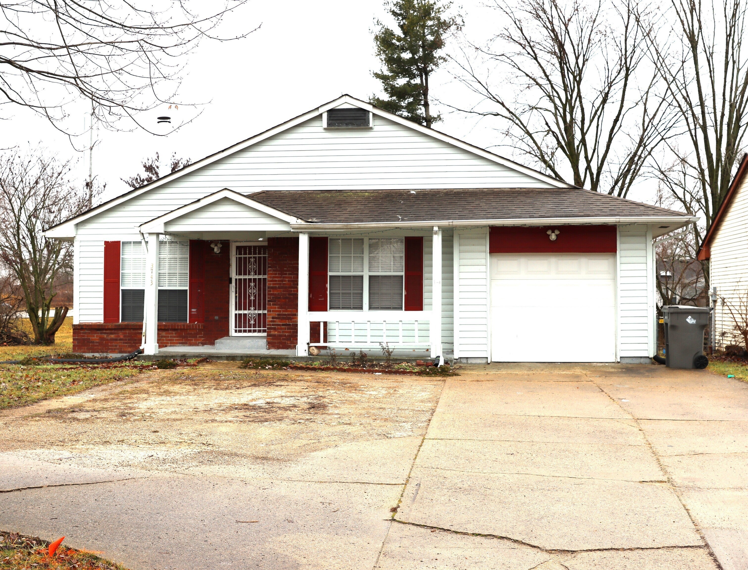 Photo of 3743 E Stop 11 Road Indianapolis, IN 46227