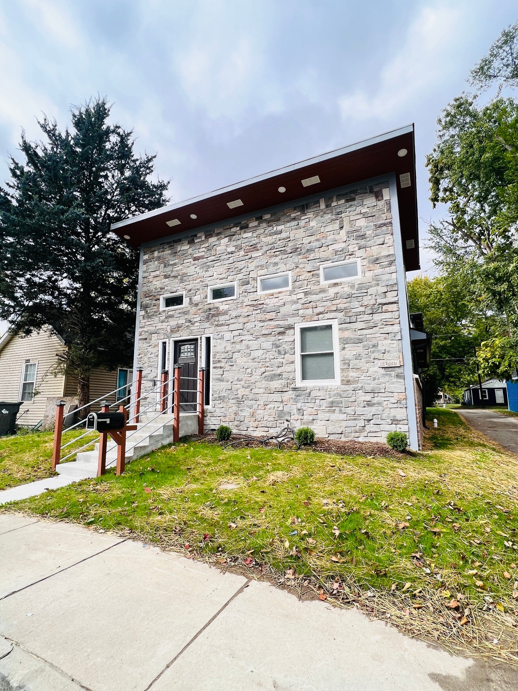 Photo of 1132 Winfield Avenue Indianapolis, IN 46222