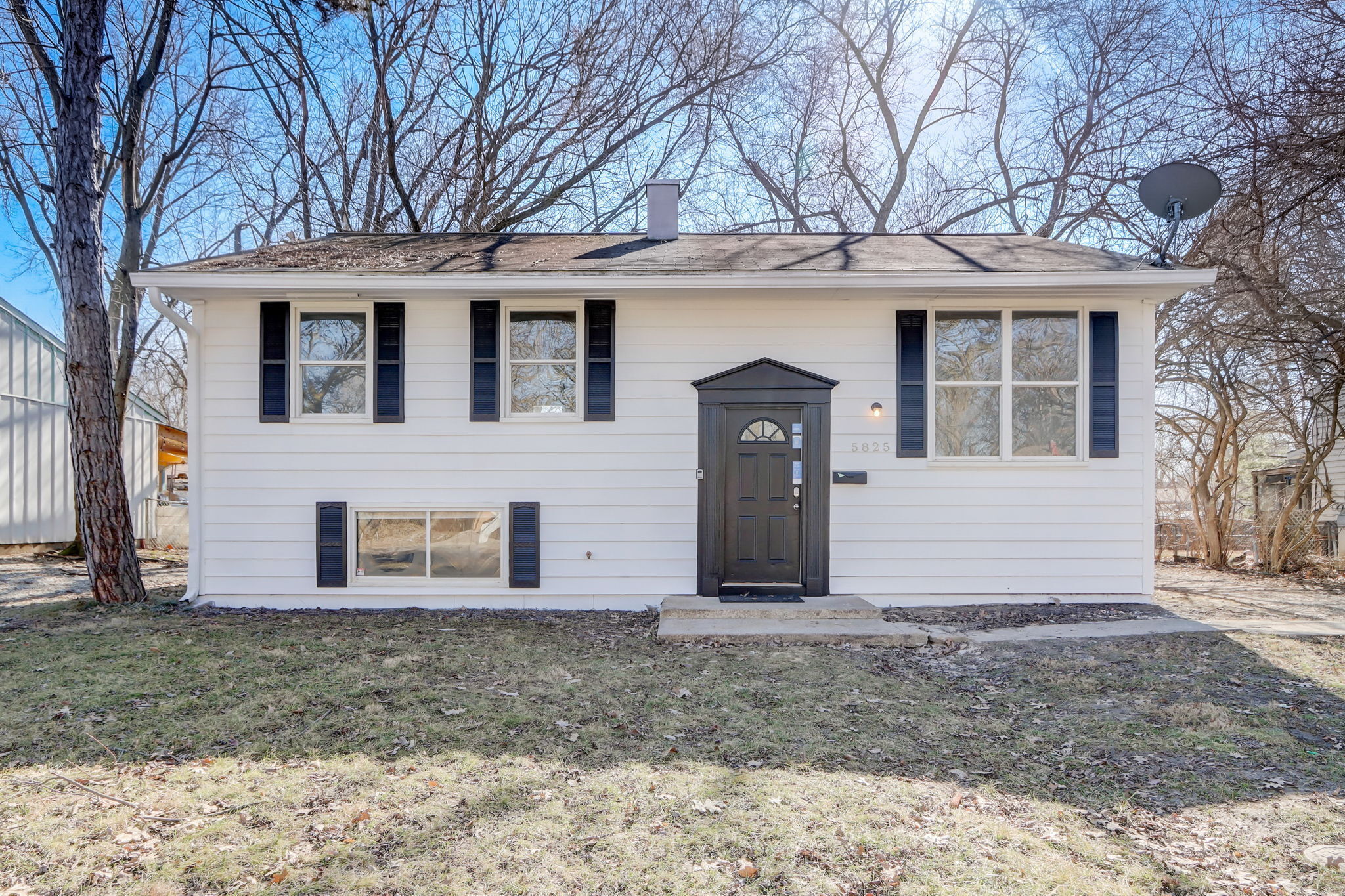Photo of 5825 Suburban Drive Indianapolis, IN 46224