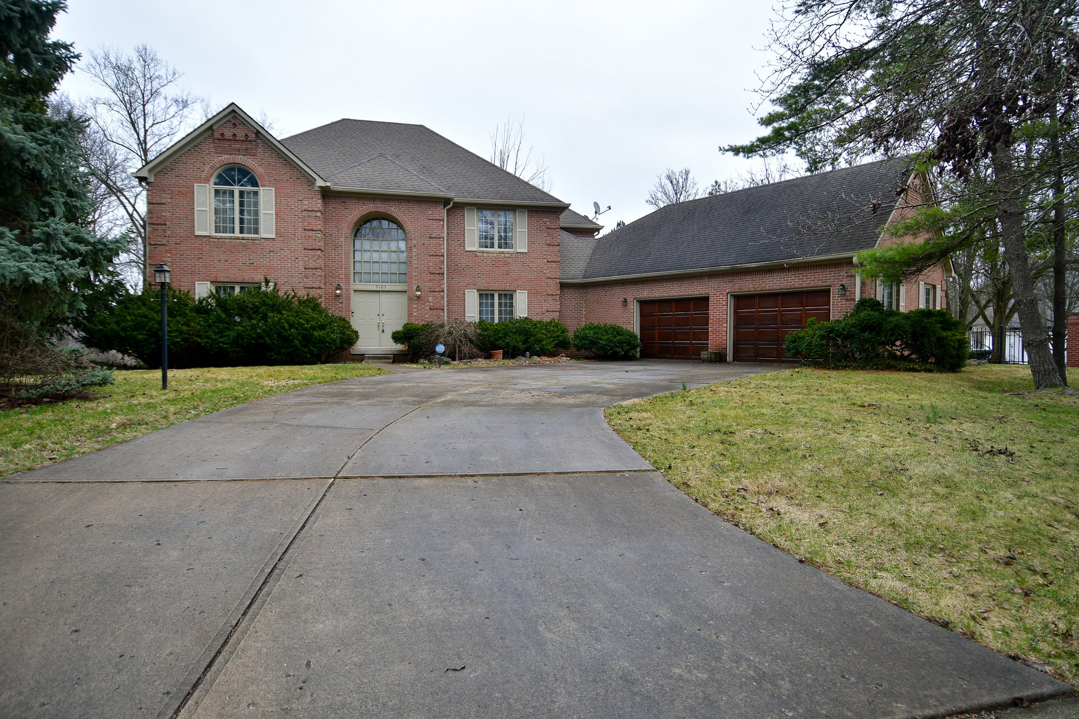 9105 Promontory Road, Indianapolis
