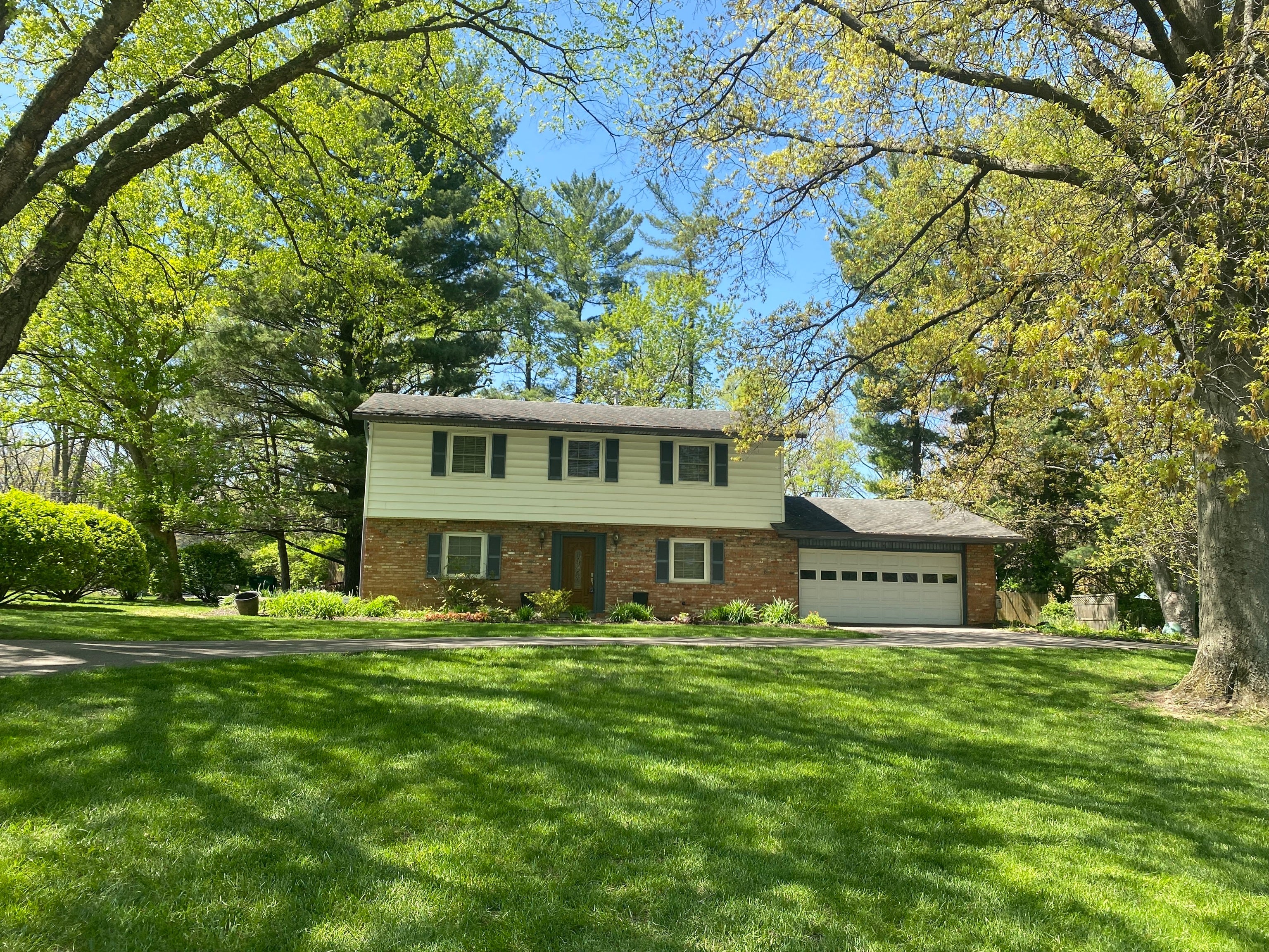 Photo of 7980 Charlecot Drive Indianapolis, IN 46268