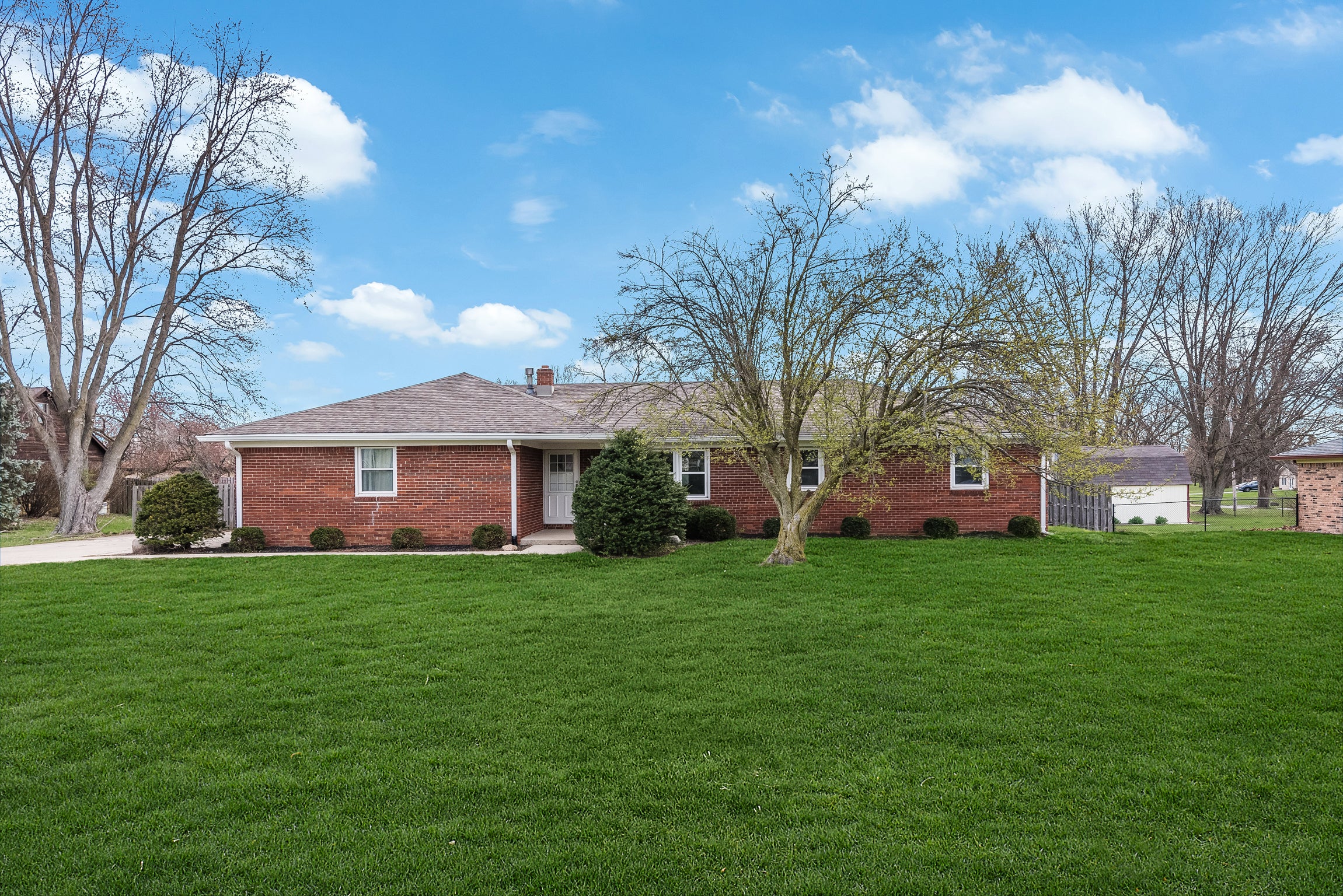 Photo of 1747 N County Road 1050 E Indianapolis, IN 46234