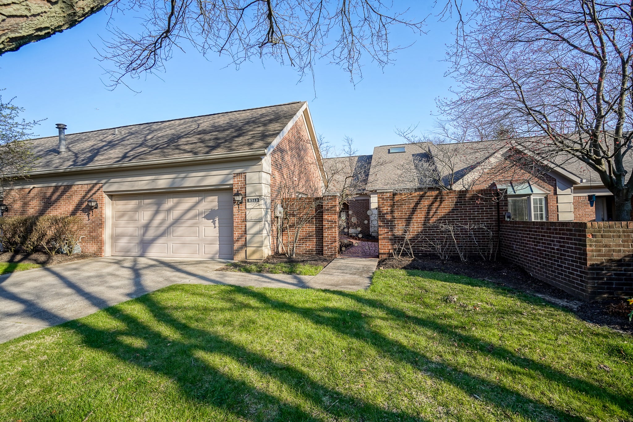 8513 Olde Mill Circle West Drive, Indianapolis