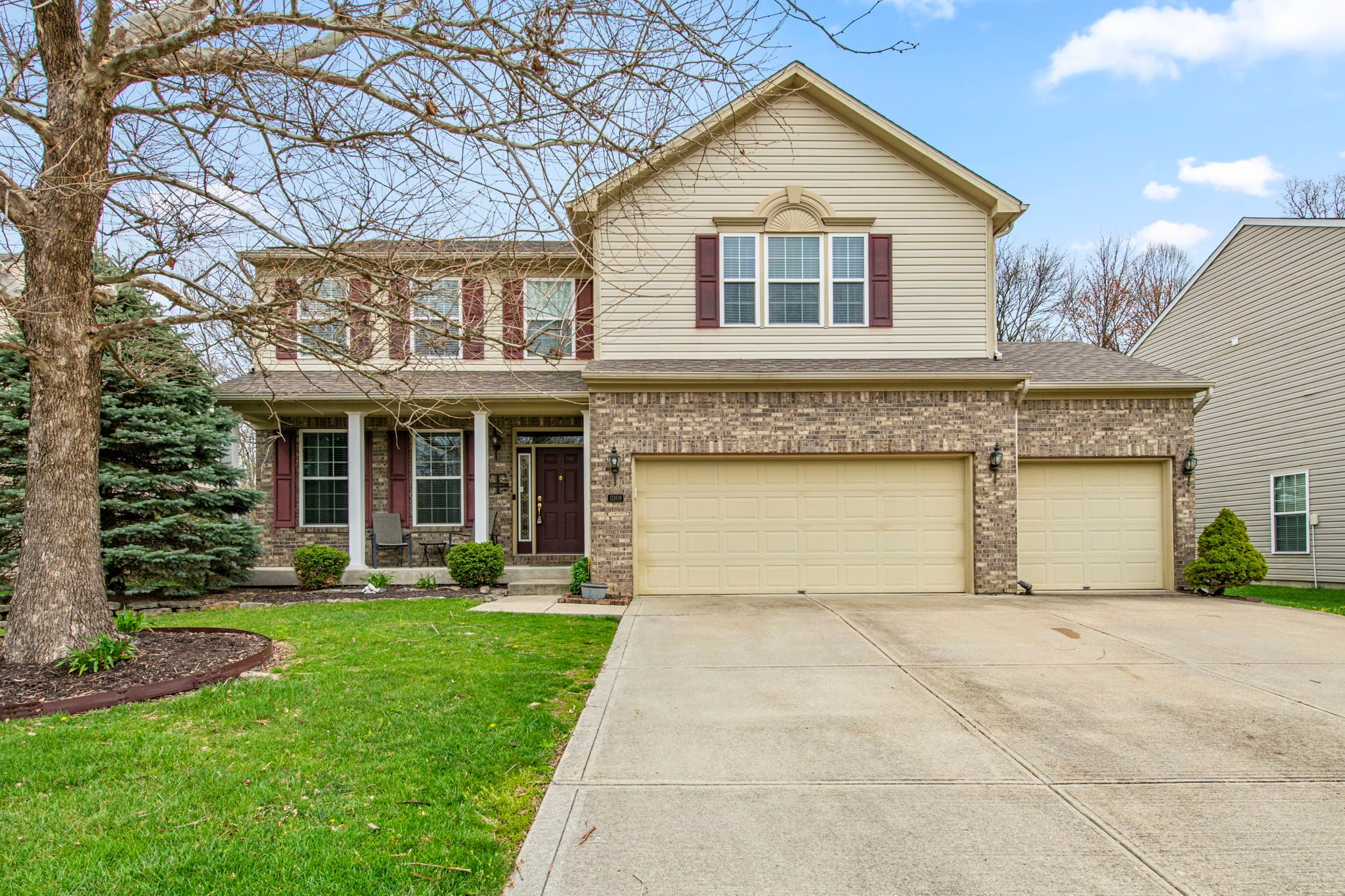 Photo of 11108 Litchfield Place Fishers, IN 46038