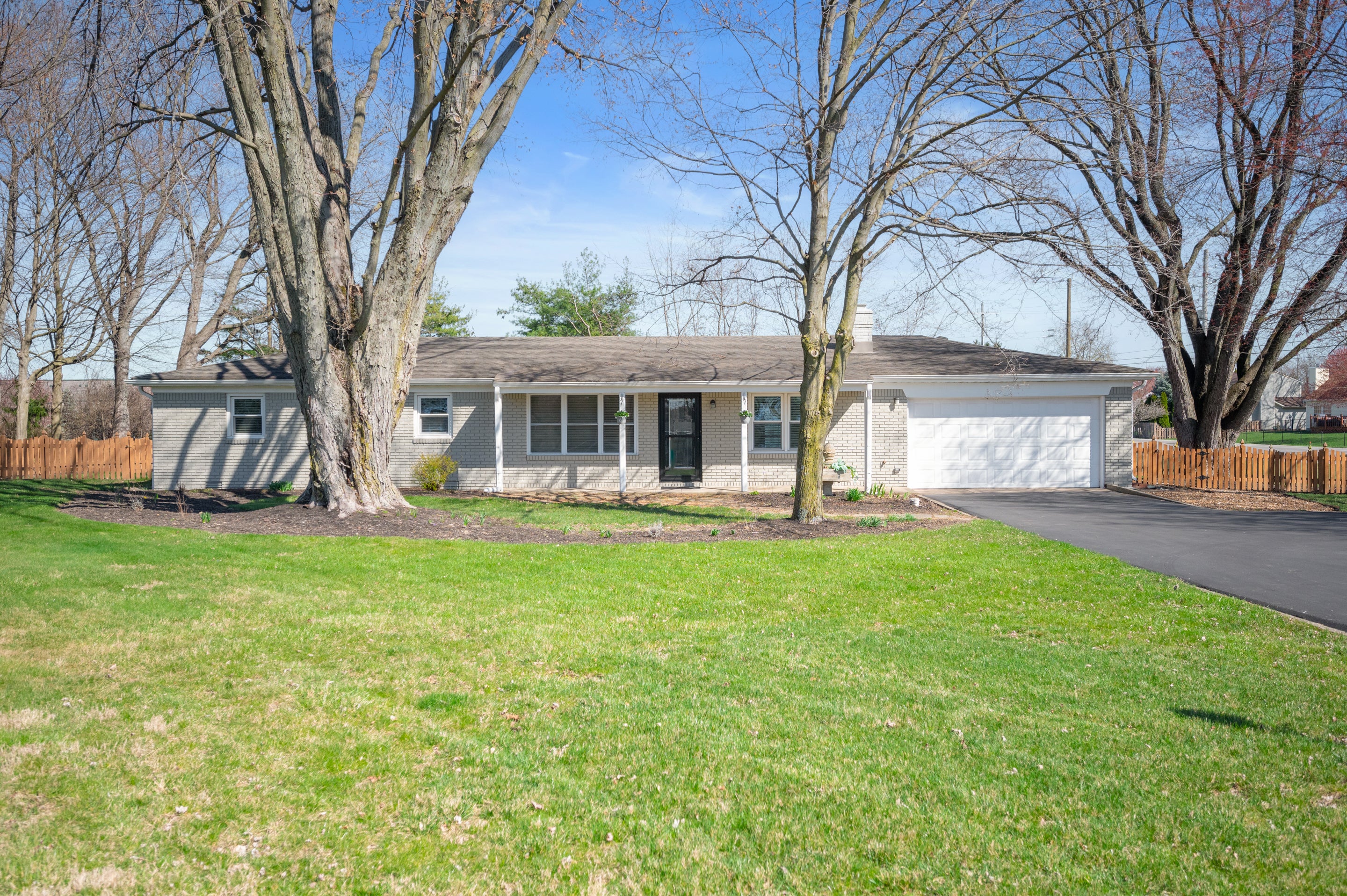 Photo of 12602 Markay Drive Fishers, IN 46038