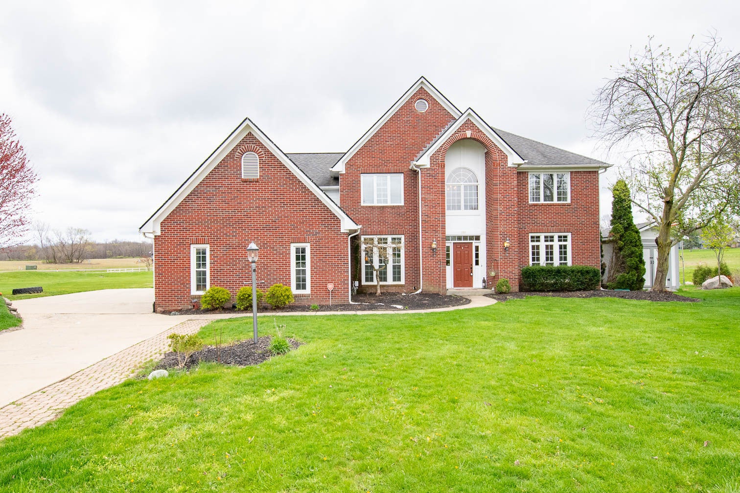 Photo of 350 Pebble Brook Circle Noblesville, IN 46062