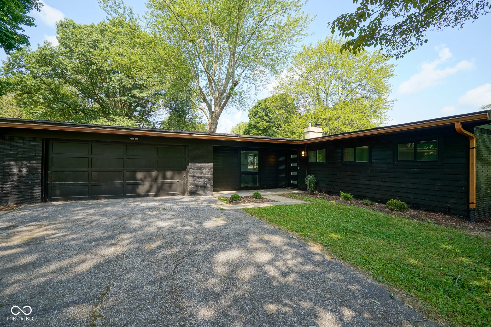 6490 N Parker Avenue, Indianapolis