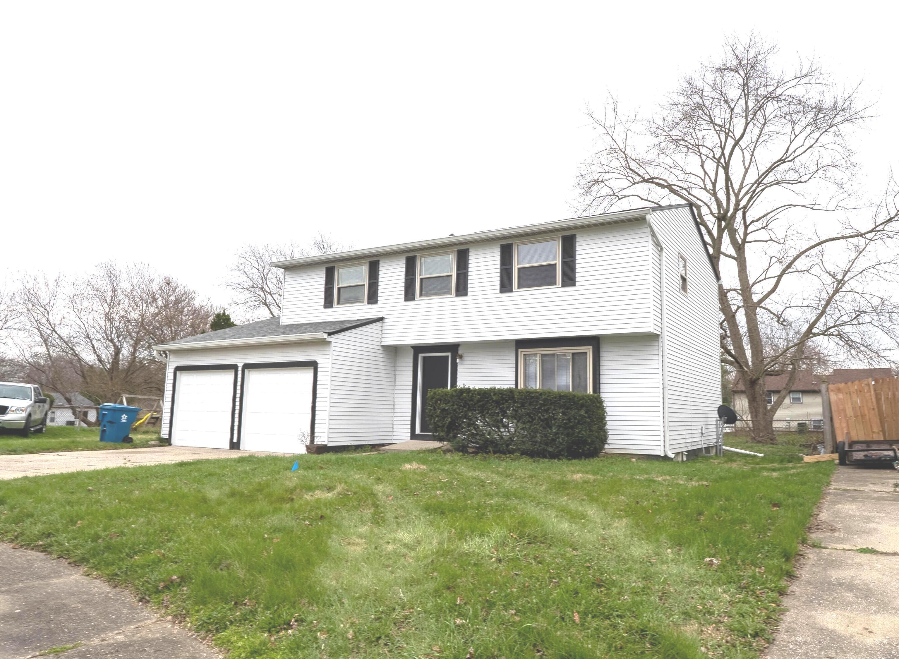 Photo of 10333 Woodhaven Circle Indianapolis, IN 46229