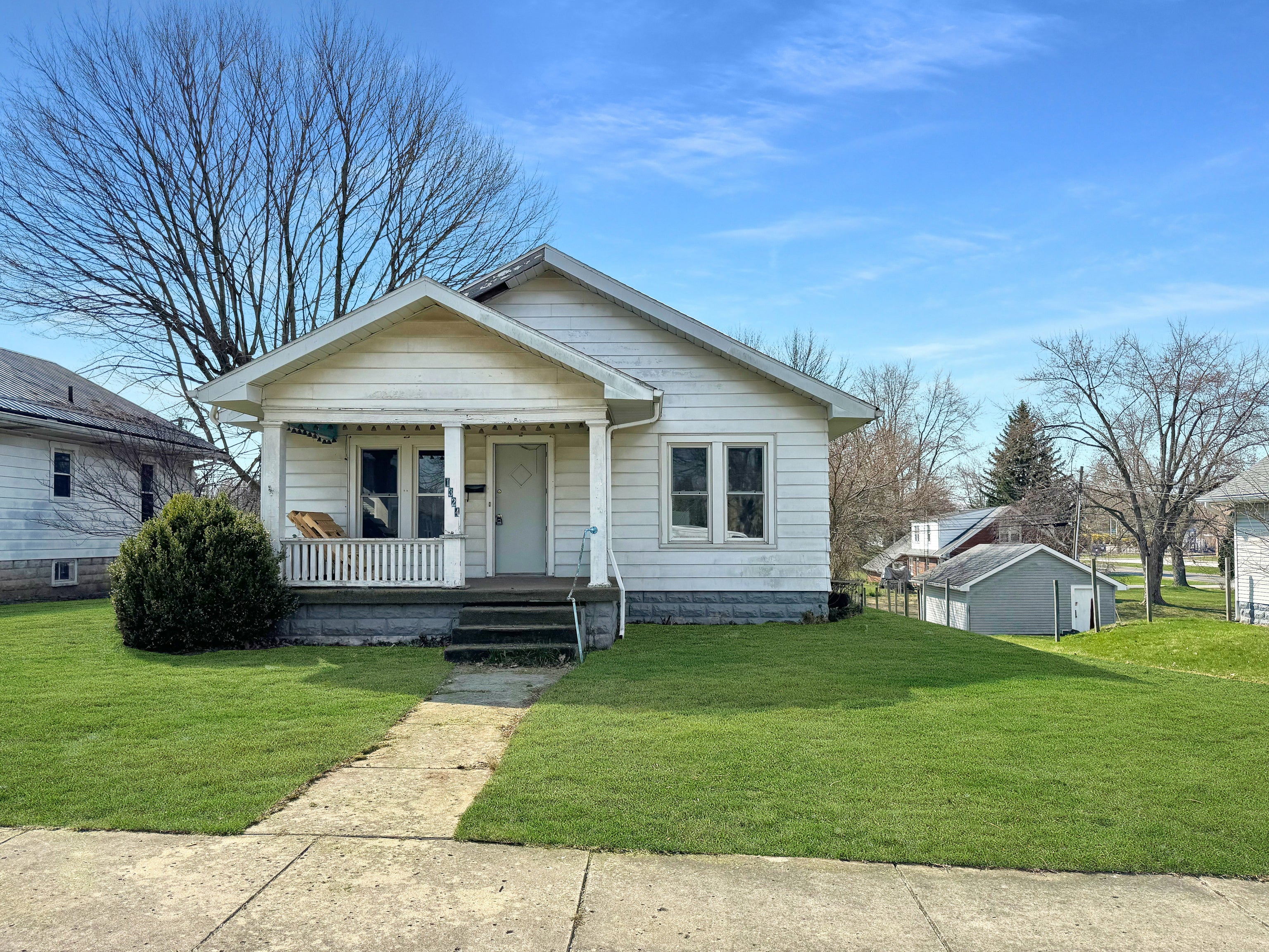 1324 J Avenue, New Castle