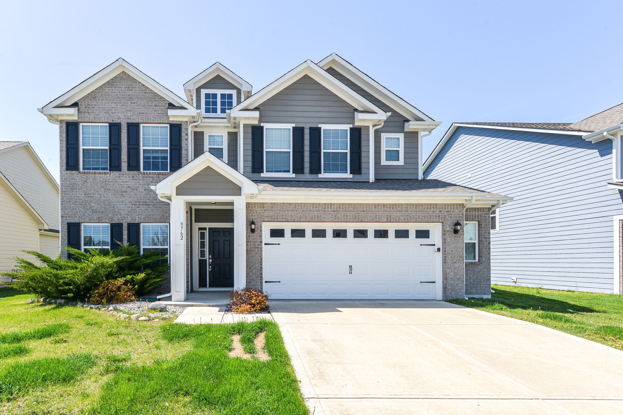 Photo of 9762 April Rose Drive Fishers, IN 46040