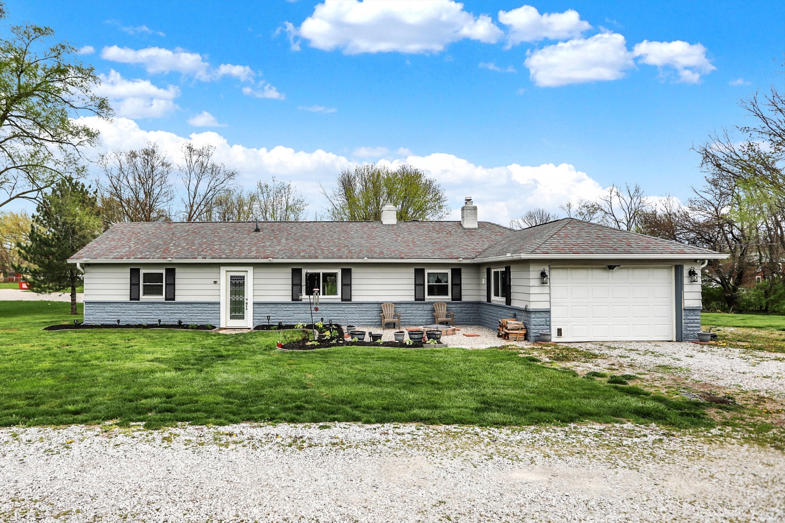 Photo of 6004 Mills Road Indianapolis, IN 46221