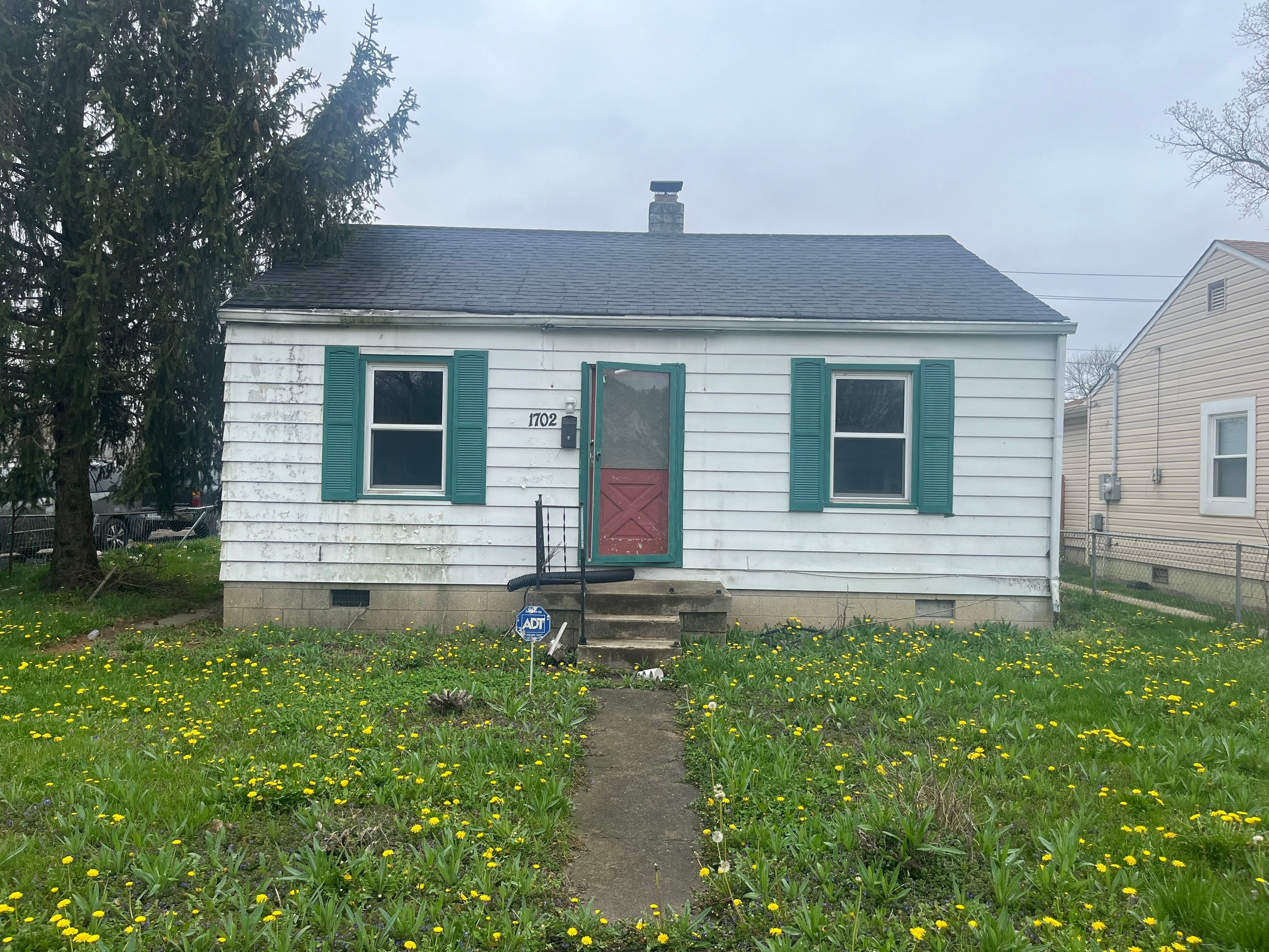 Photo of 1702 N Euclid Avenue Indianapolis, IN 46218