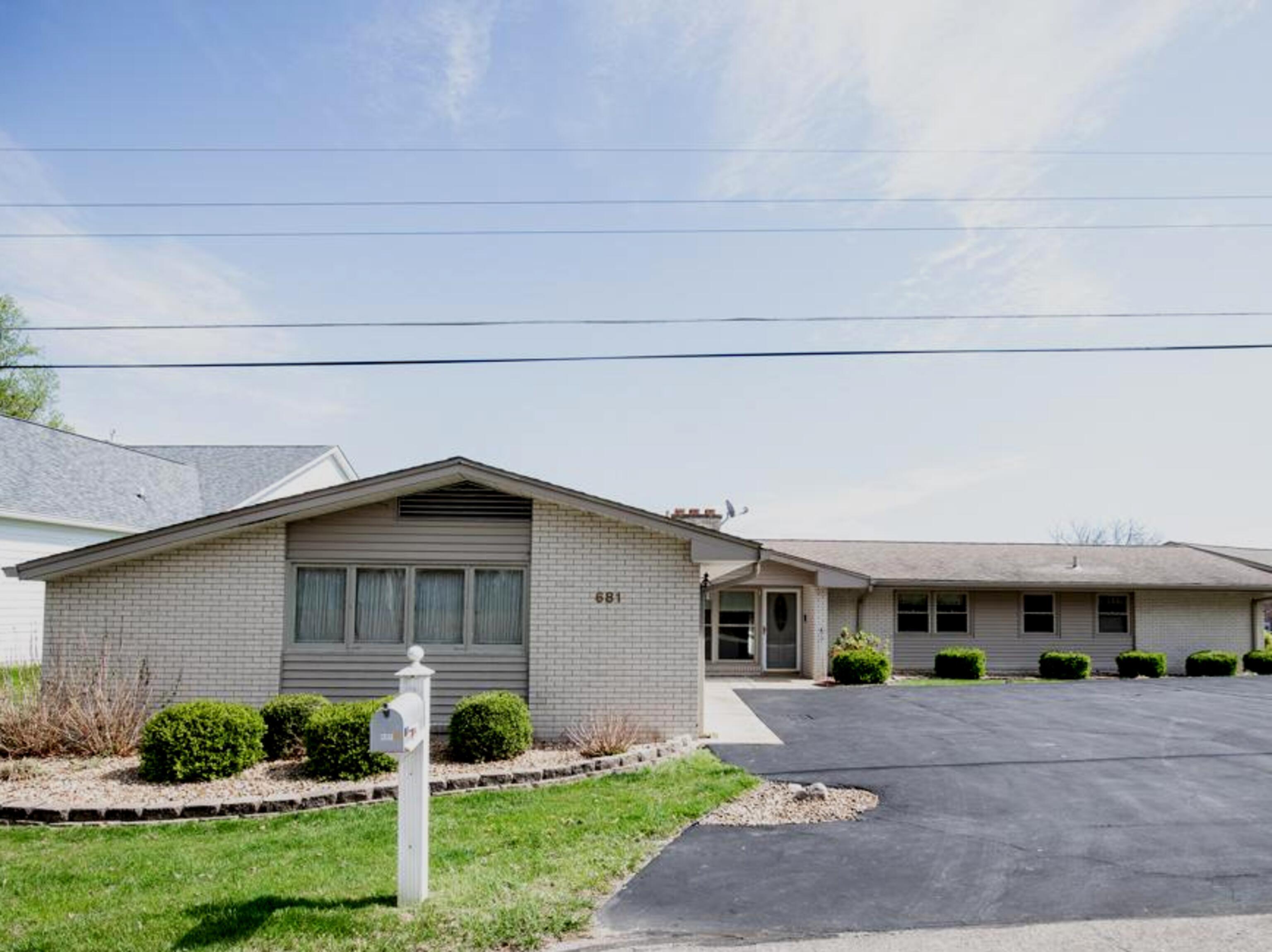 Photo of 681 E North Shore Drive Brownstown, IN 47220