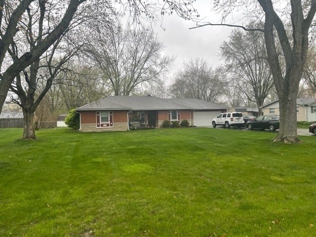 Photo of 12040 Old Orchard Drive Indianapolis, IN 46236