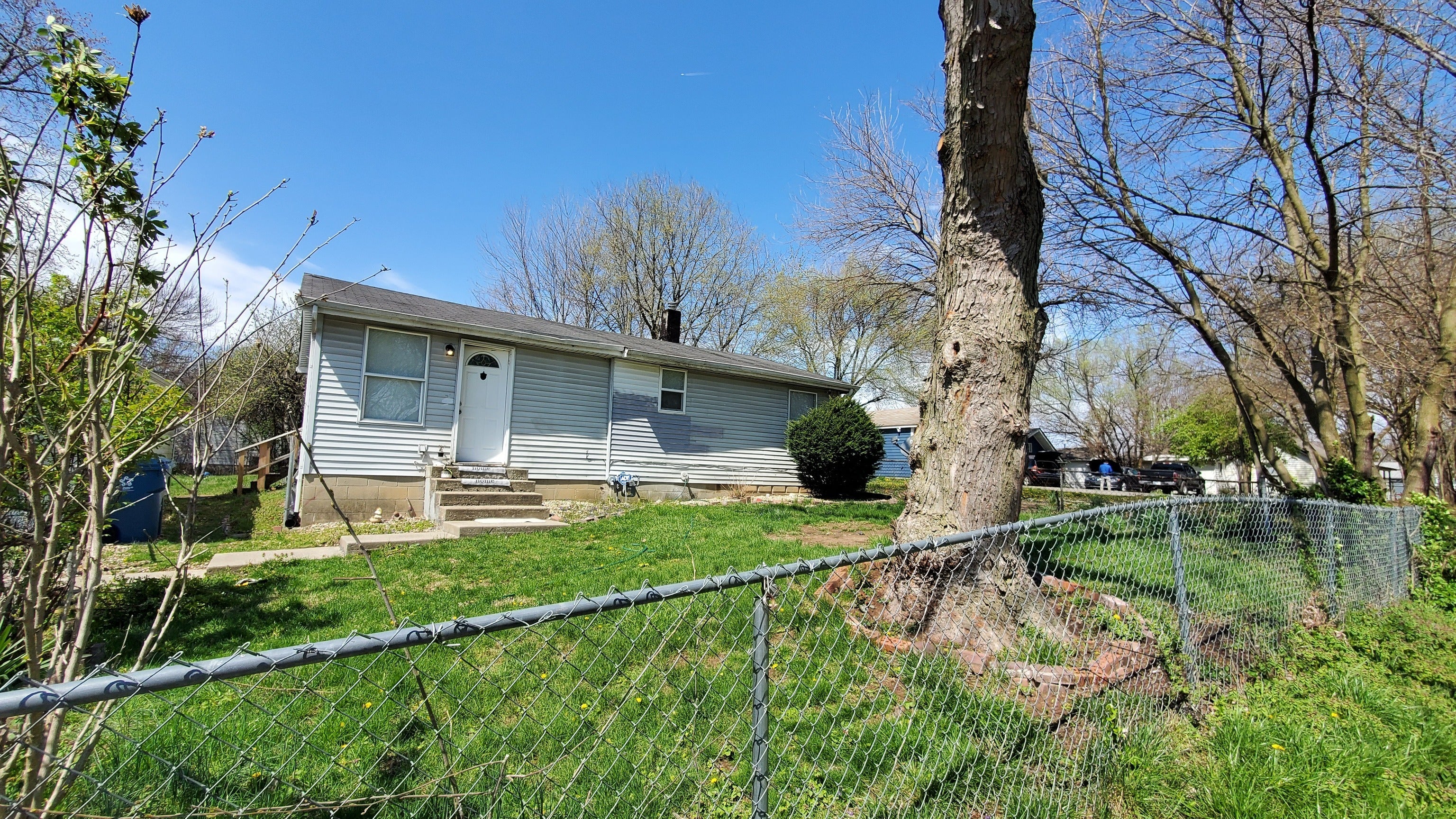 Photo of 2830 S Lyons Avenue Indianapolis, IN 46241