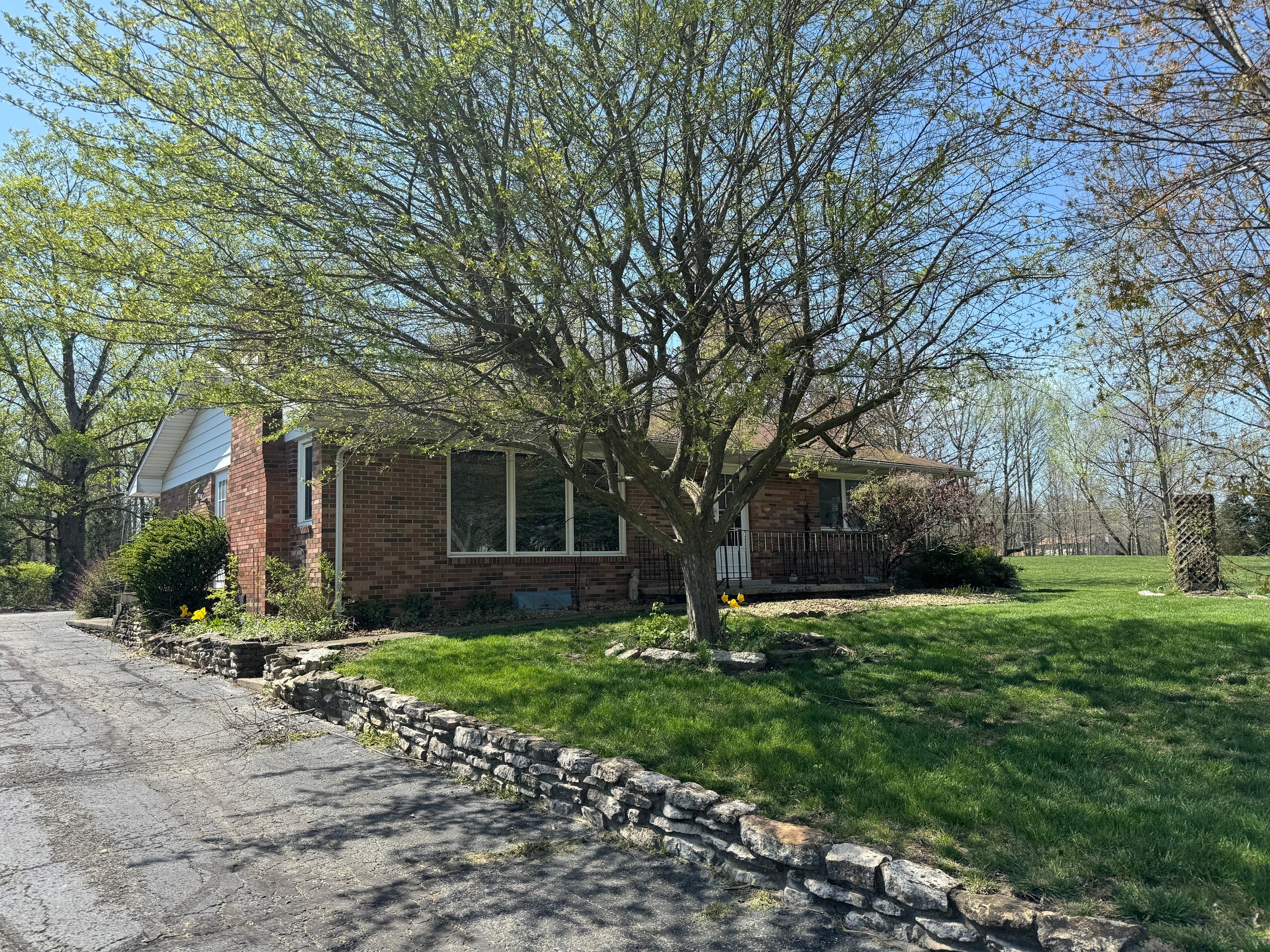 189 W Oneida Trail, Greensburg