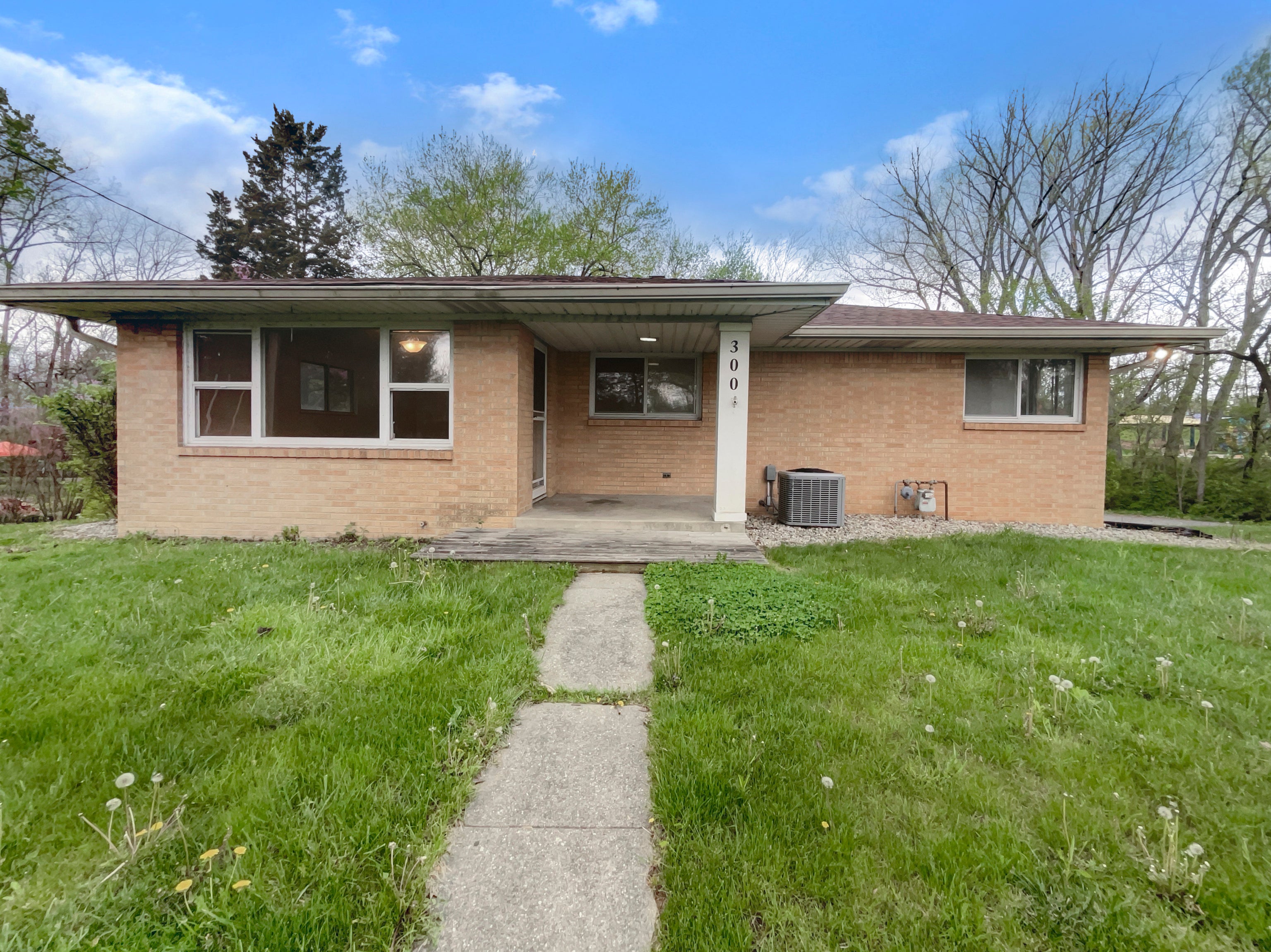 Photo of 300 Highland Drive Greenwood, IN 46142