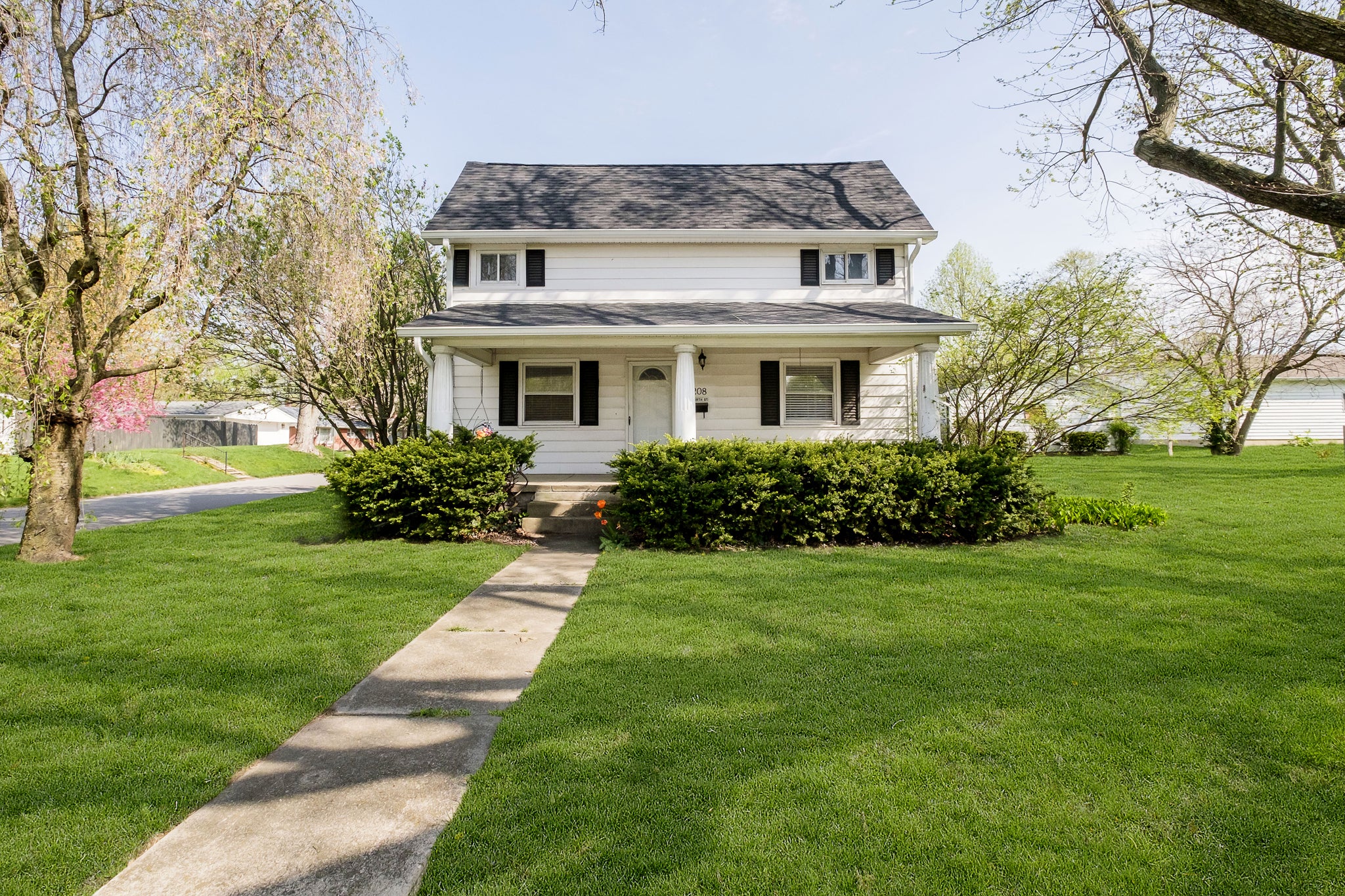 Photo of 1208 North Street Noblesville, IN 46060