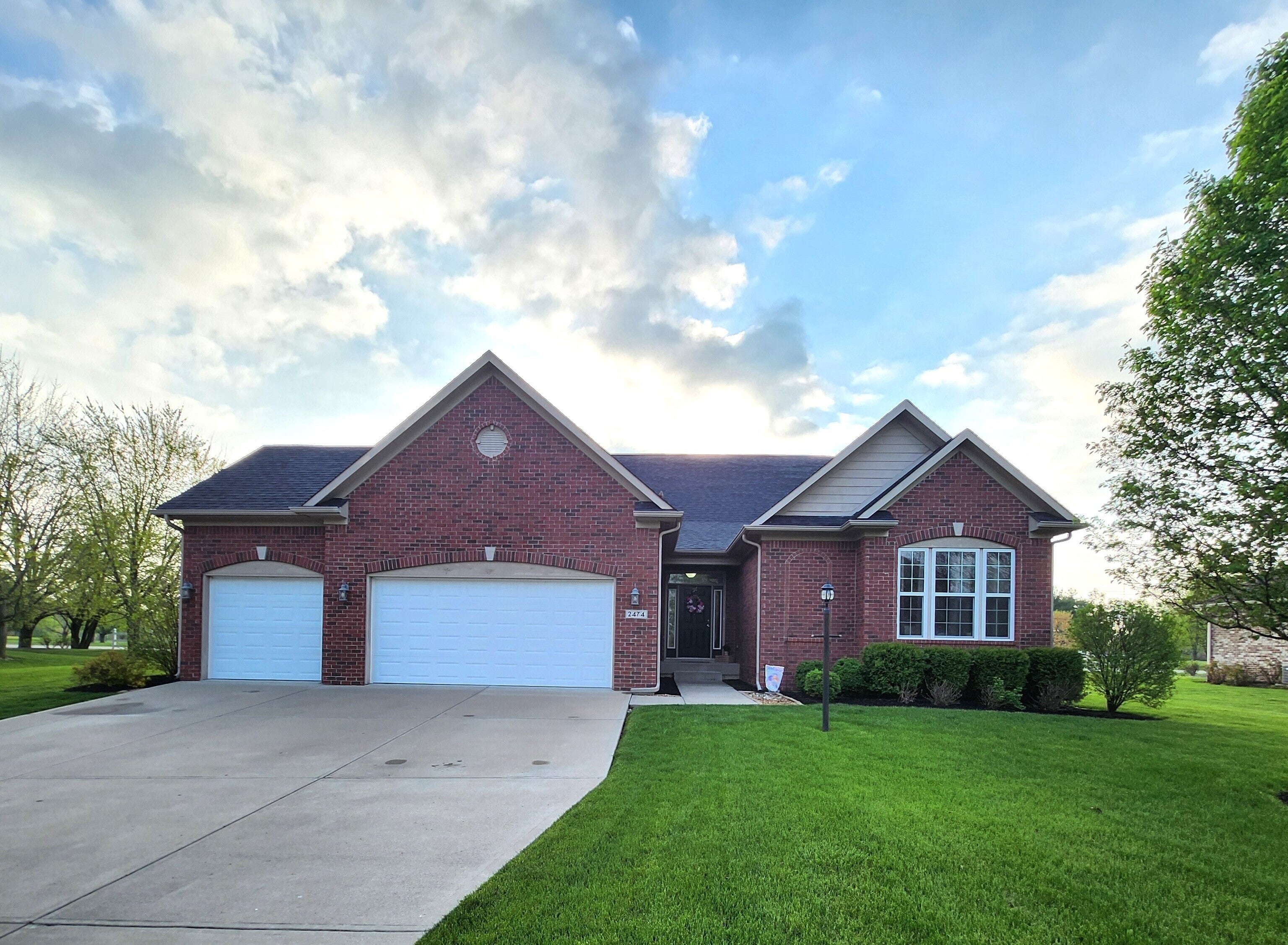 Photo of 2474 Bridle Way Shelbyville, IN 46176