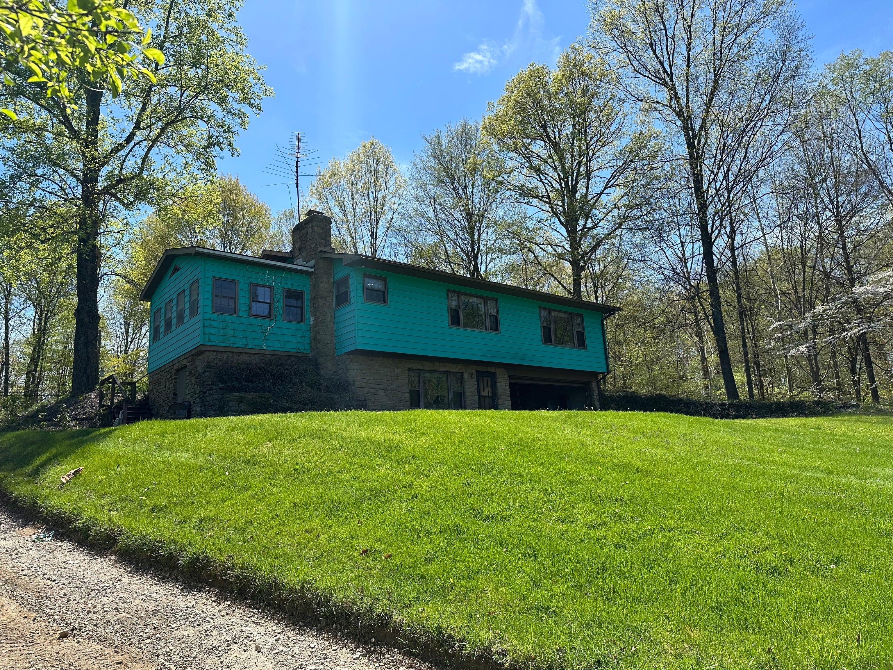 5600 Perry Road, Martinsville