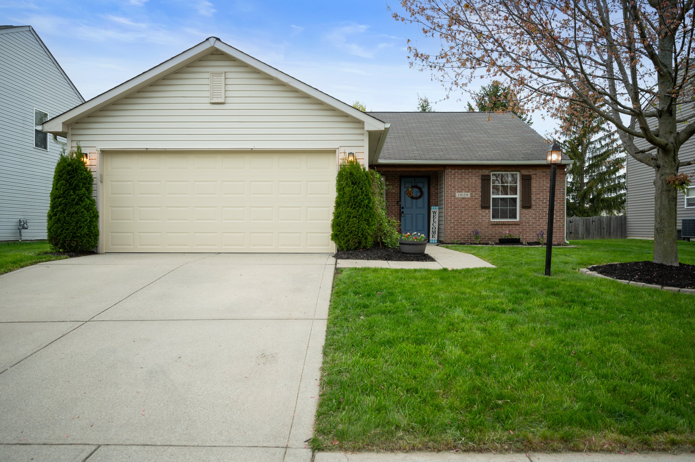 Photo of 19159 Prairie Crossing Drive Noblesville, IN 46062