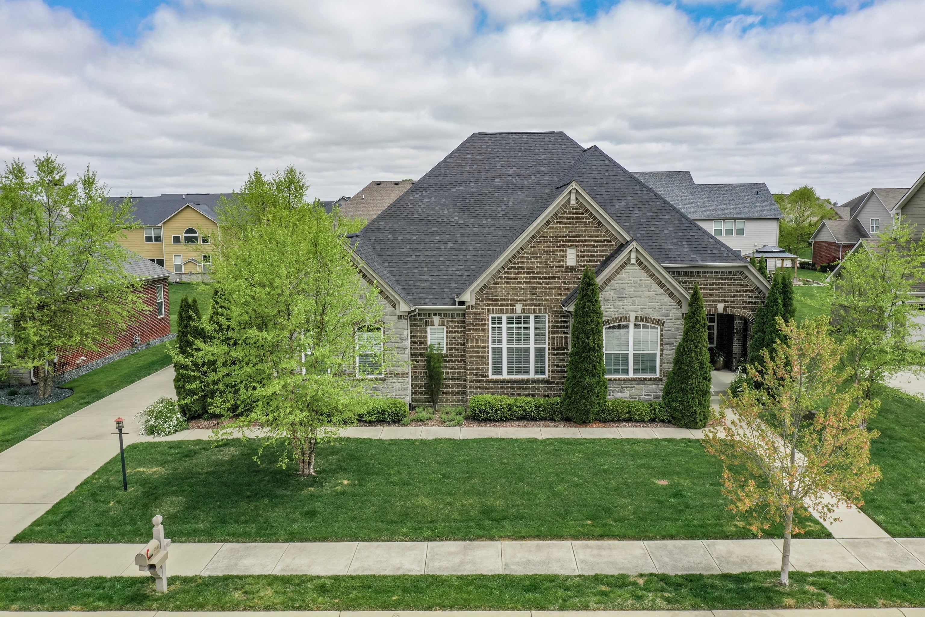 9843 Copper Saddle, Fishers
