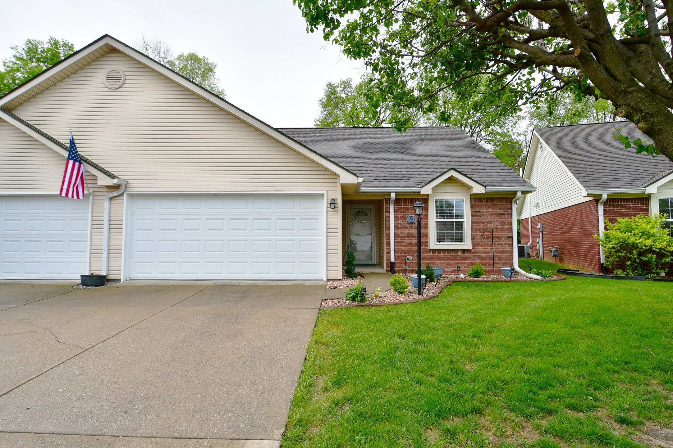 Photo of 3835 Gray Pond Court Indianapolis, IN 46237